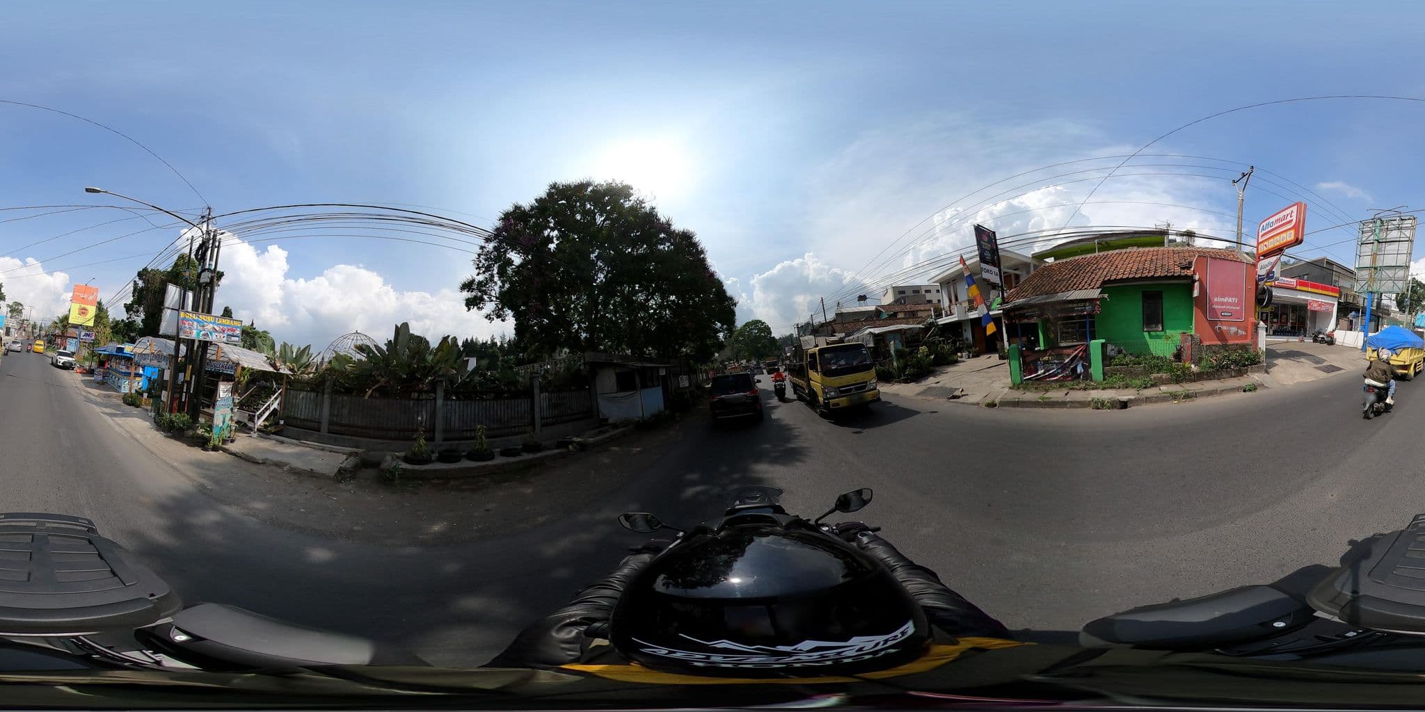 Street view near Grand Paradise, Lembang — © Kaart_Local (CC BY-SA · Mapillary)