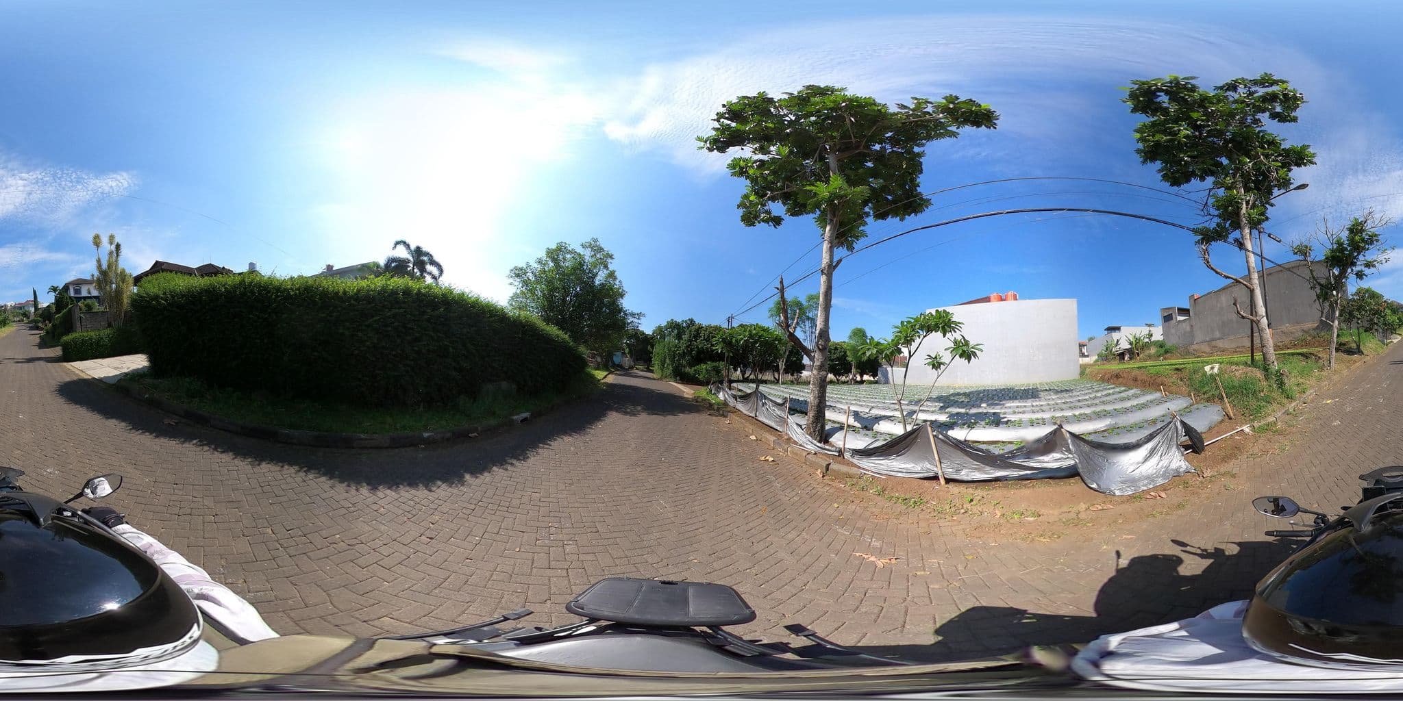 Street view near Villa Kayu, Cimahi — © Kaart_Local (CC BY-SA · Mapillary)
