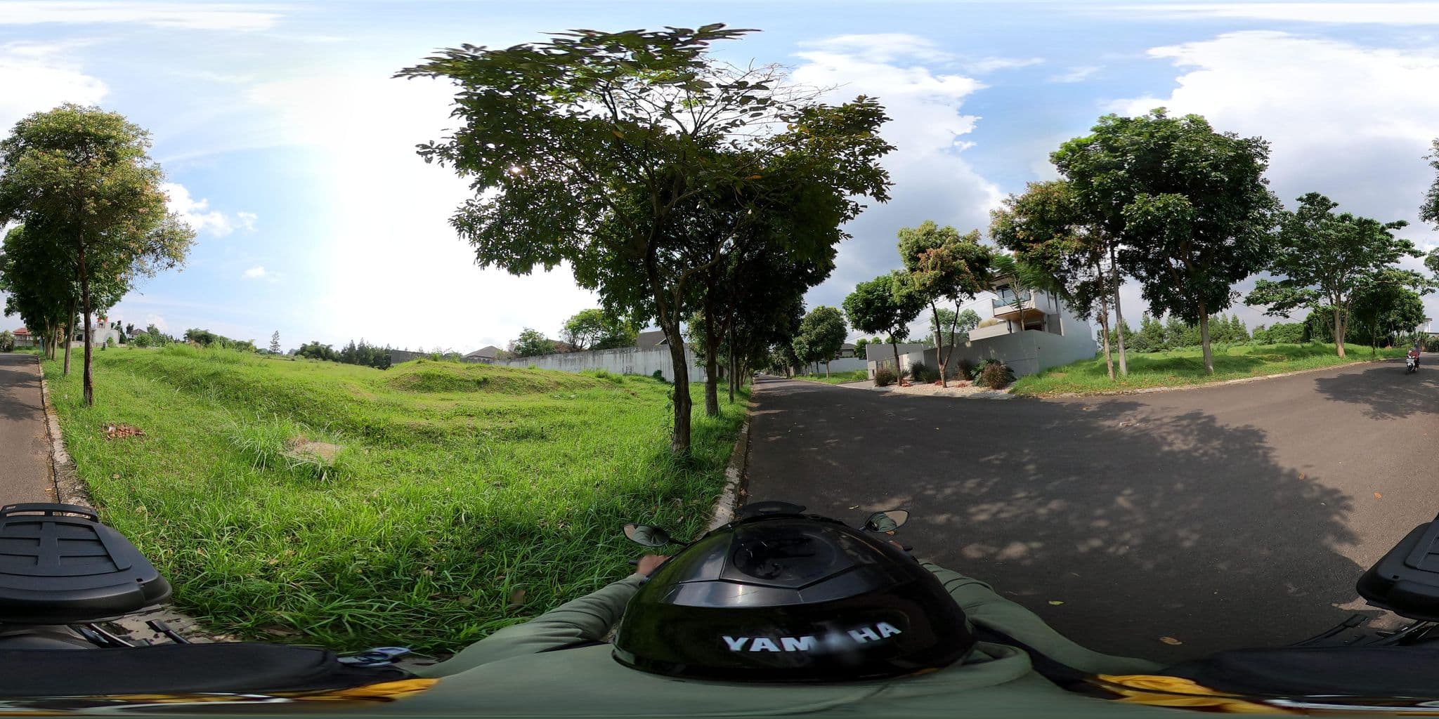 Street view near Hotel Abadi Asri, Lembang — © Kaart_Local (CC BY-SA · Mapillary)