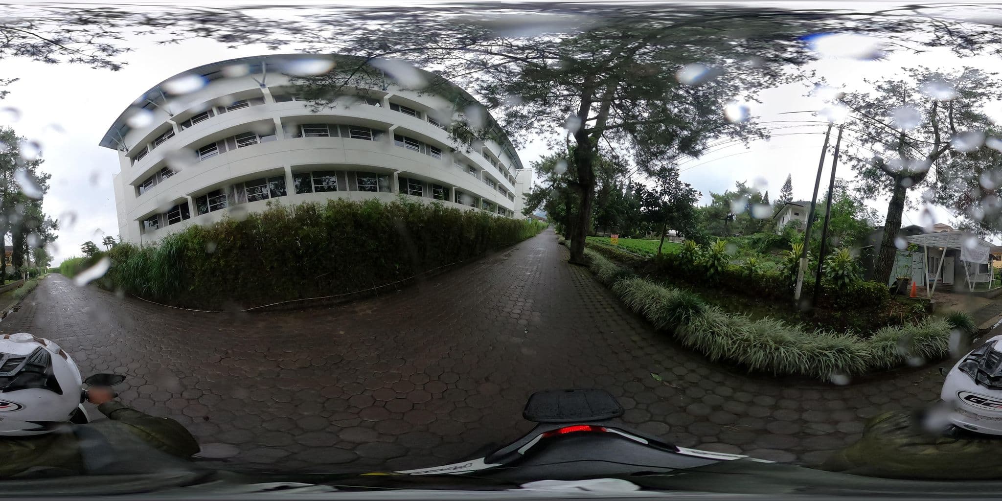 Street view near Villa Jason Lembang, Lembang — © Kaart_Local (CC BY-SA · Mapillary)