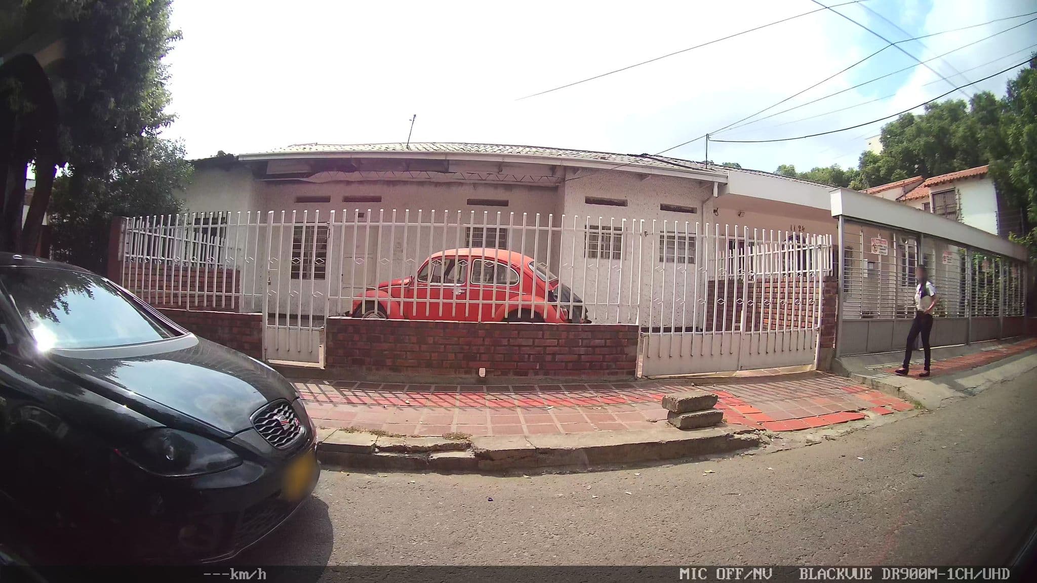 Street view near La Casita Morada, Cúcuta — © kaart_2 (CC BY-SA · Mapillary)