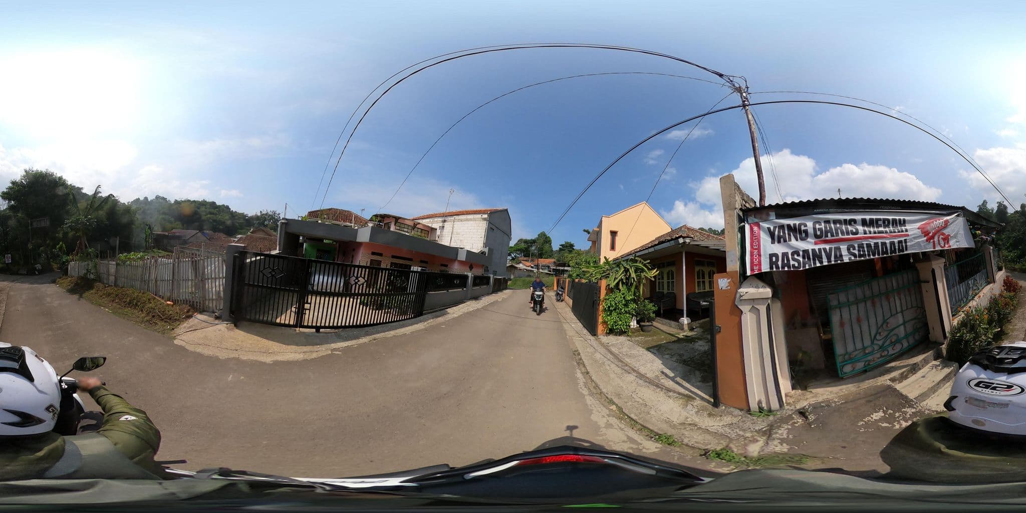 Street view near Bukit lembah lestari, Lembang — © Kaart_Local (CC BY-SA · Mapillary)
