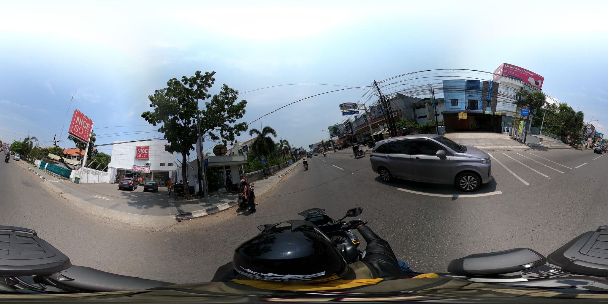 Street view near Apita Tower, Cirebon — © Kaart_Local (CC BY-SA · Mapillary)