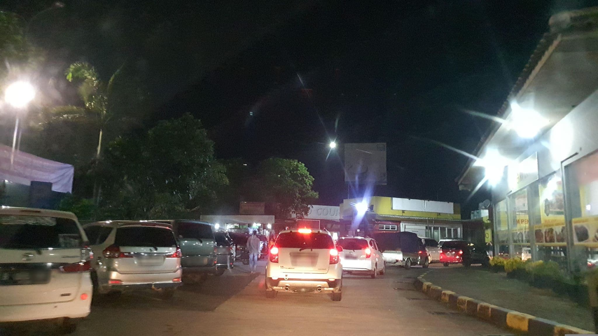 Street view near De'7an, Karawang — © FotoPeta (CC BY-SA · Mapillary)