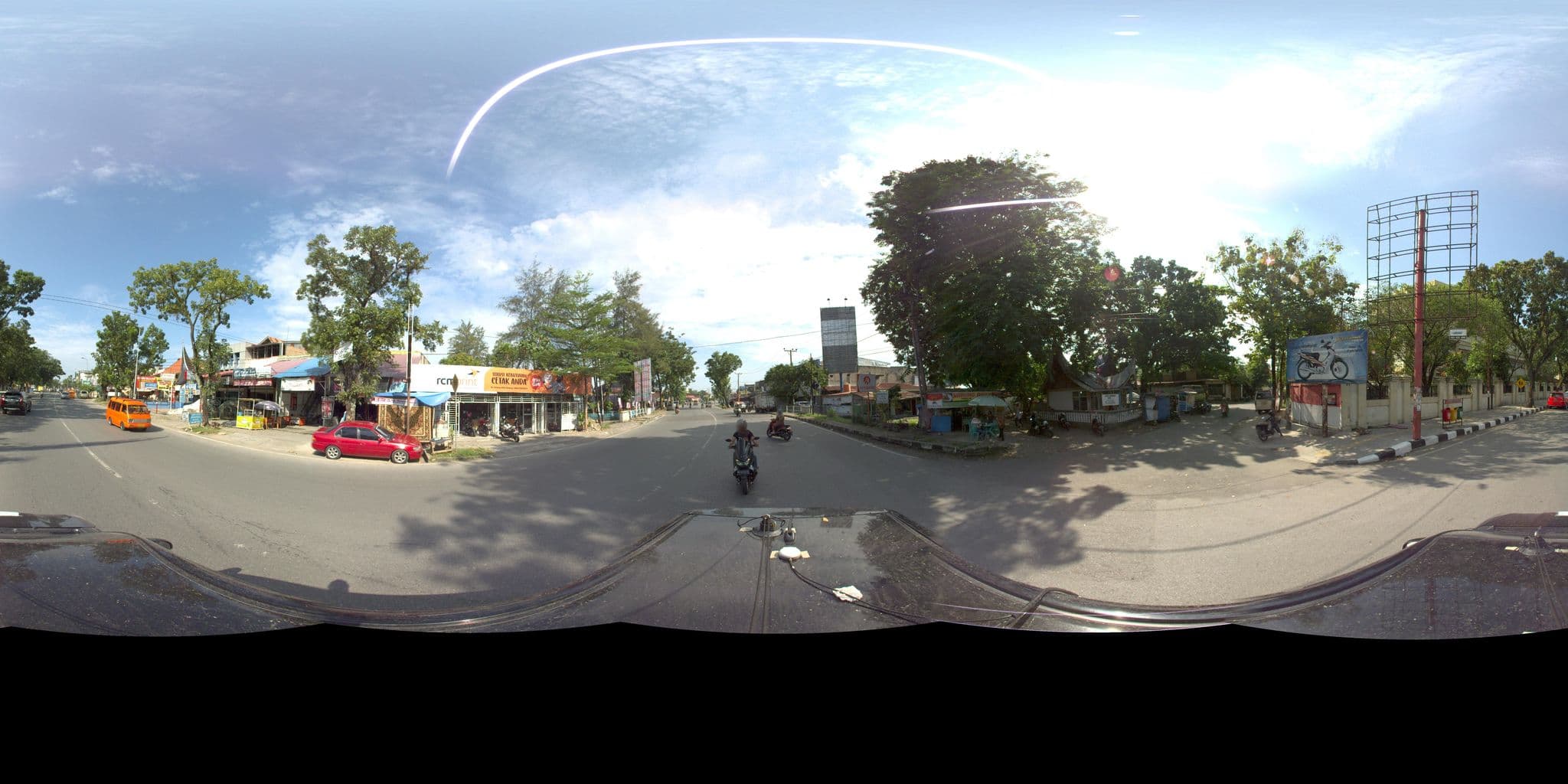 Street view near benjamin hotel, Padang — © sarahantos (CC BY-SA · Mapillary)