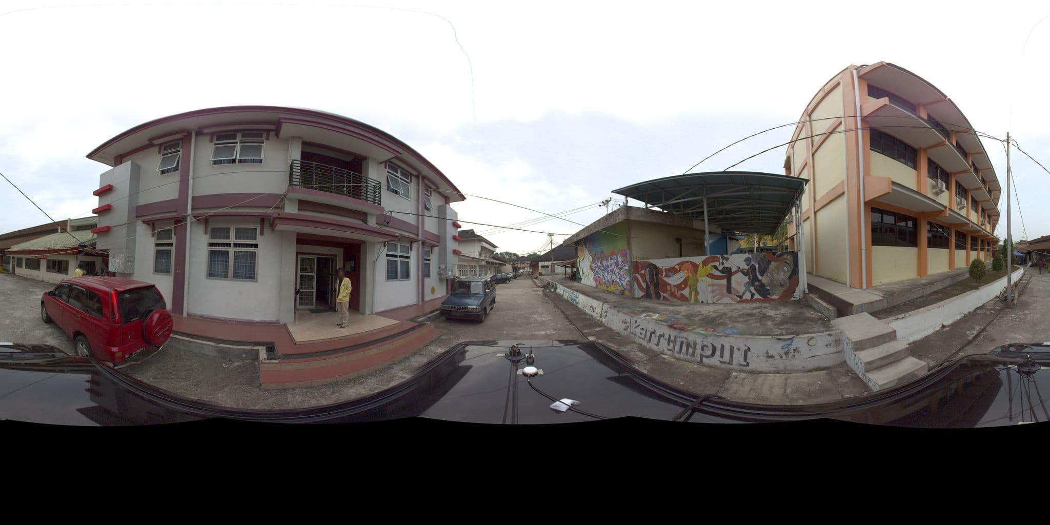 Street view near Premiere group Basko Hotel and Mall, Padang — © sarahantos (CC BY-SA · Mapillary)