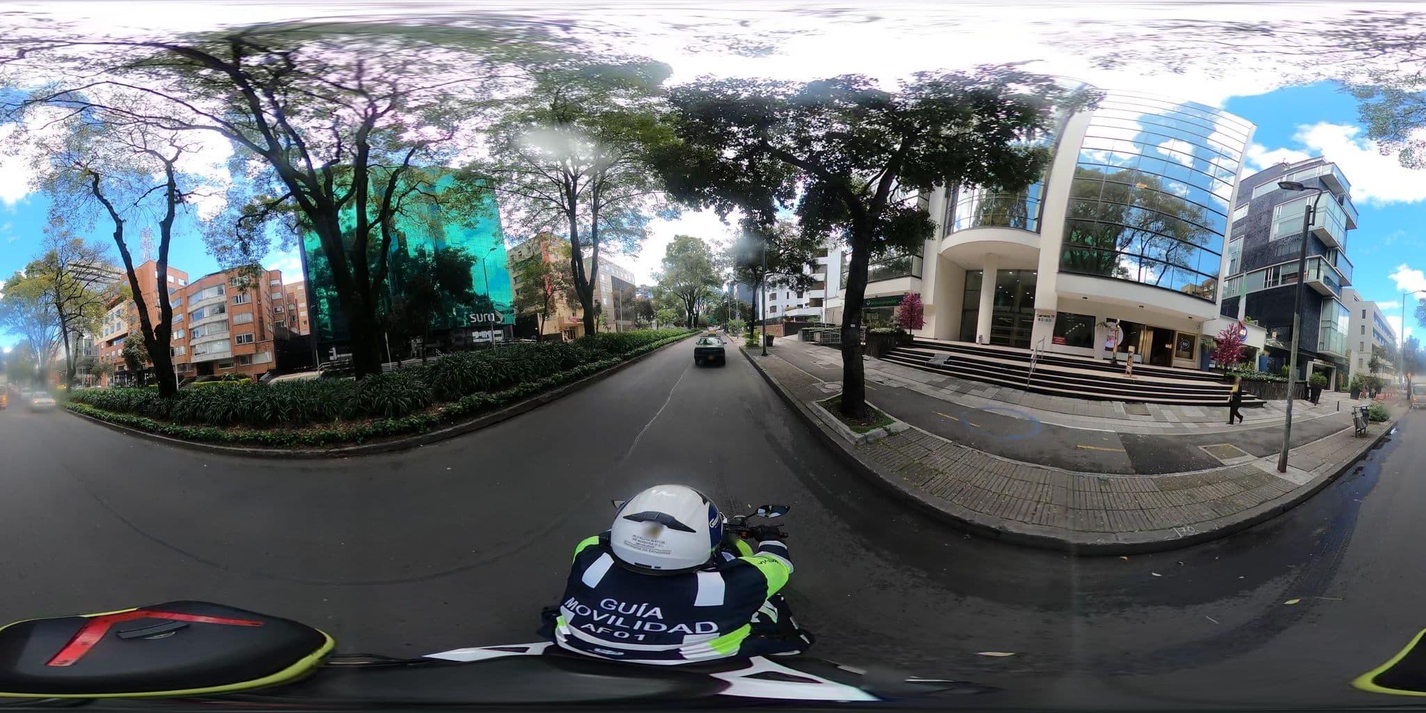 Street view near The Click Clack Hotel Bogotá, Barrio San Luis — © cgalindop (CC BY-SA · Mapillary)