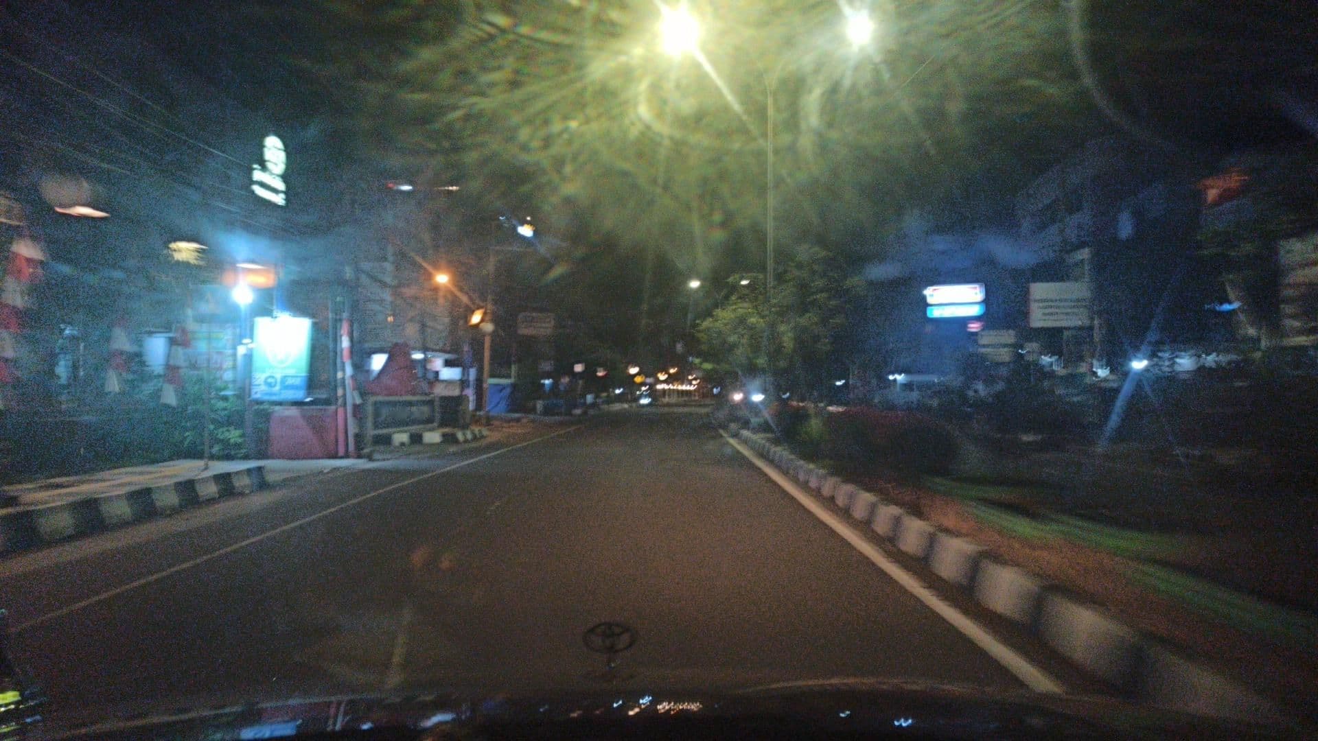 Street view near Le Paradis Hotel, Palembang — © roadroid (CC BY-SA · Mapillary)