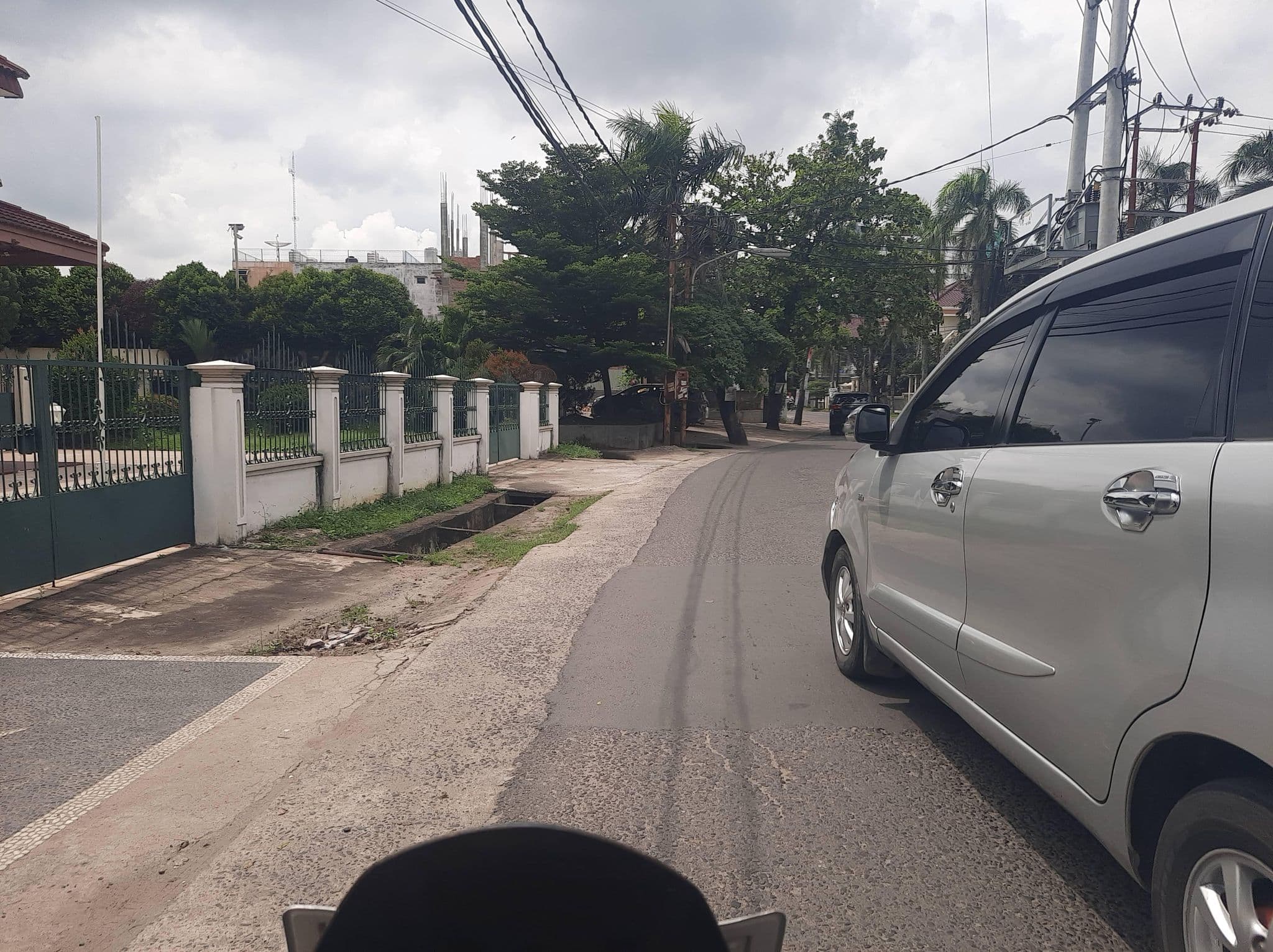 Street view near Penginapan PIPIT, Palembang — © Kaart_Local (CC BY-SA · Mapillary)