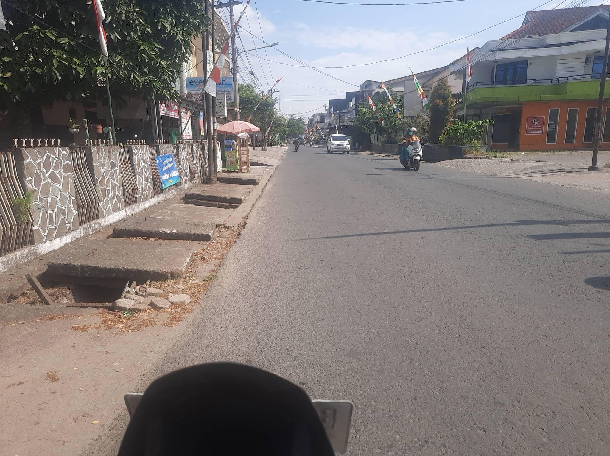 Street view near Airy IBA Mayor Ruslan 2012 Palembang, Palembang — © Kaart_Local (CC BY-SA · Mapillary)