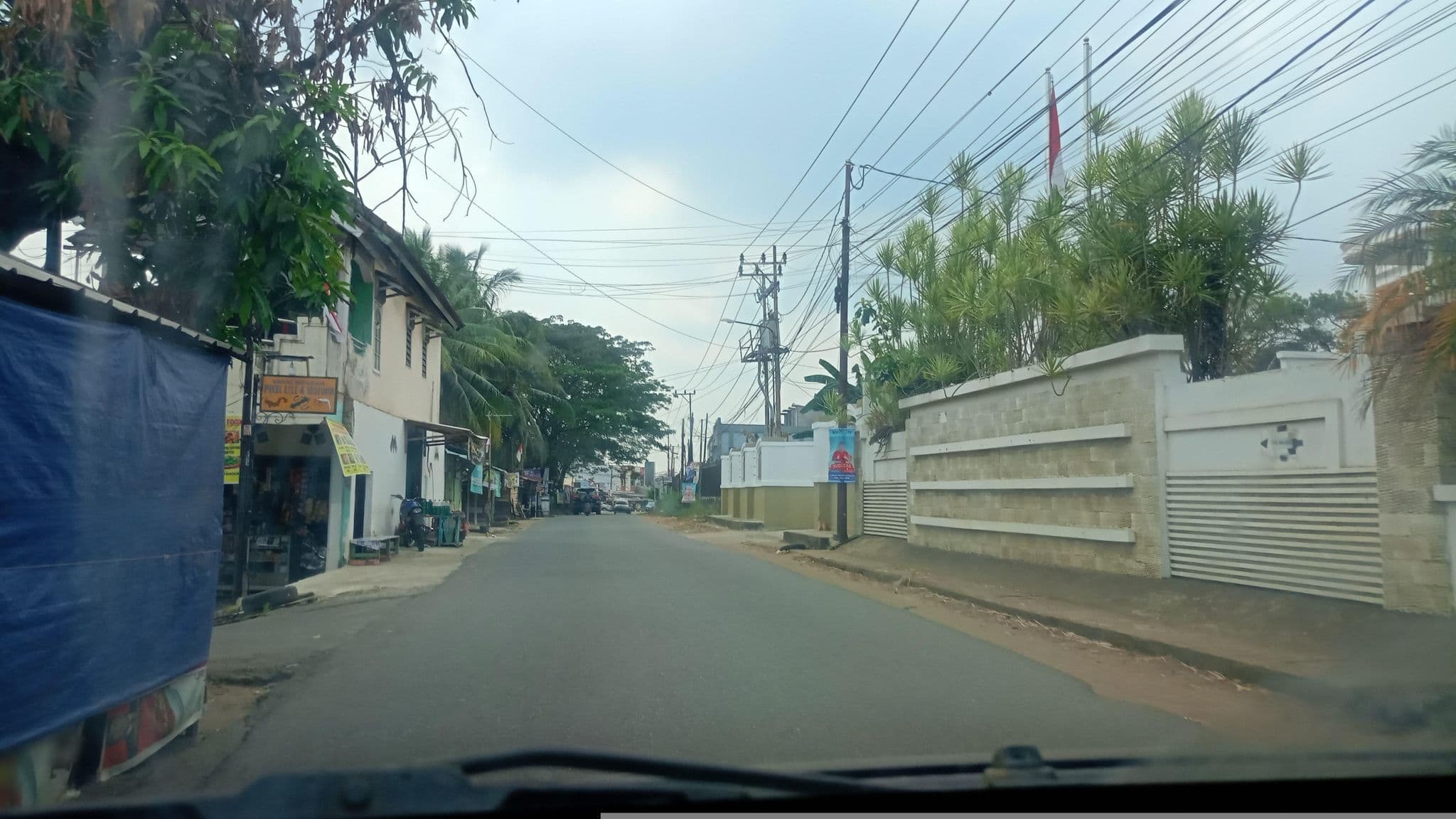 Street view near Feodora hotel, Palembang — © Kaart_Local (CC BY-SA · Mapillary)