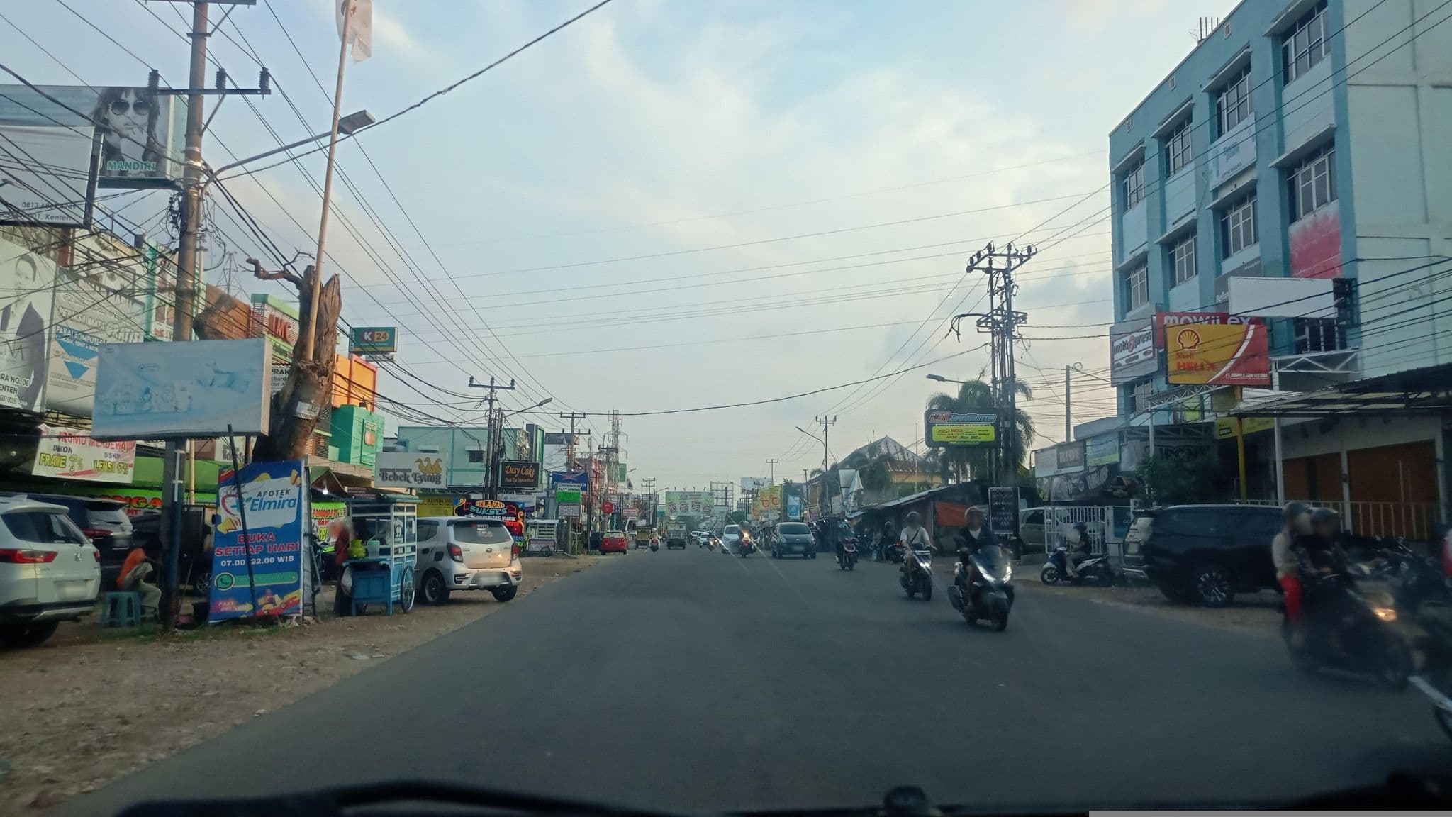 Street view near Grand malaka, Palembang — © Kaart_Local (CC BY-SA · Mapillary)