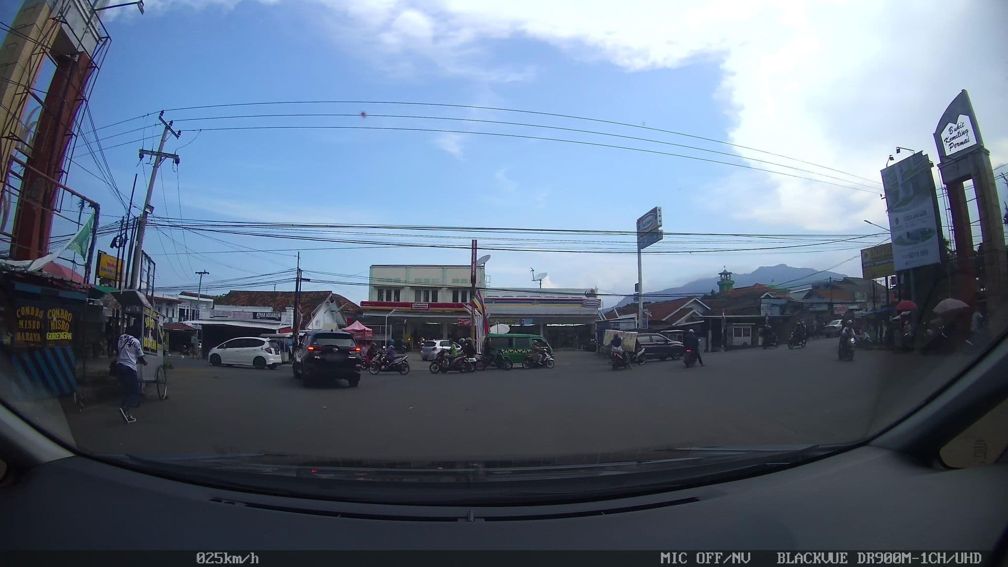 Street view near Hotel Bella, Bandar Lampung — © kaart_1 (CC BY-SA · Mapillary)