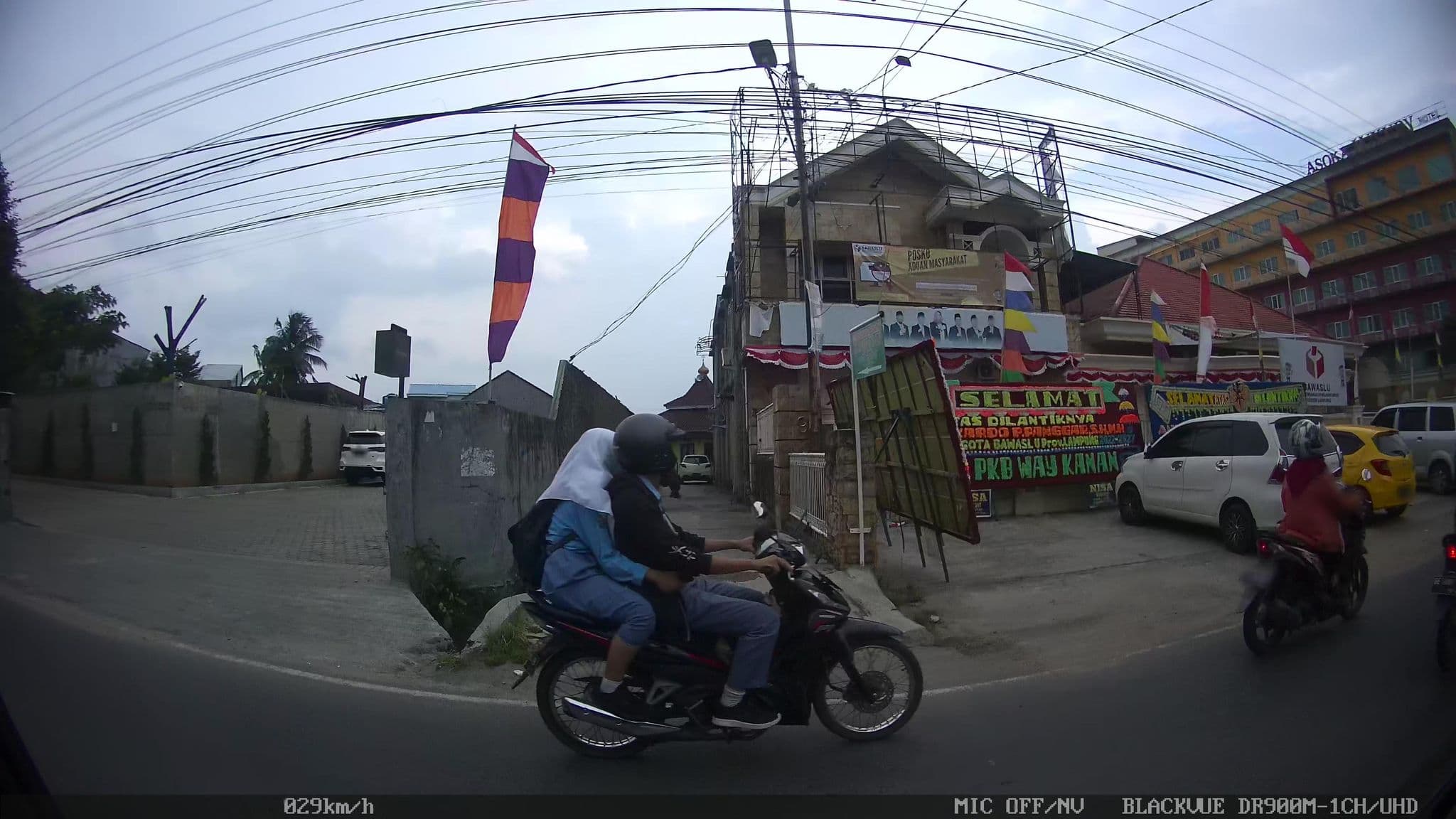 Street view near Asoka Luxury Hotel Lampung by Merak Hospitality, Bandar Lampung — © kaart_2 (CC BY-SA · Mapillary)