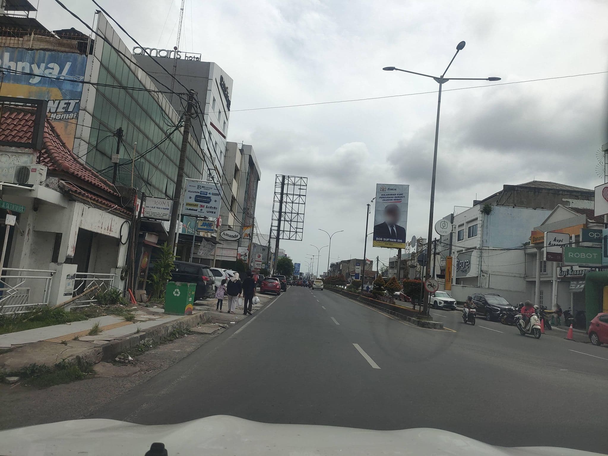 Street view near Amaris Hotel Cilegon, Cilegon — © Kaart_Local (CC BY-SA · Mapillary)