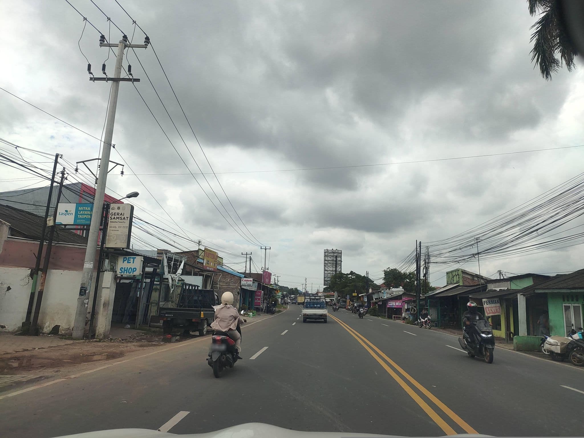 Street view near Ledian Hotel, Serang — © Kaart_Local (CC BY-SA · Mapillary)