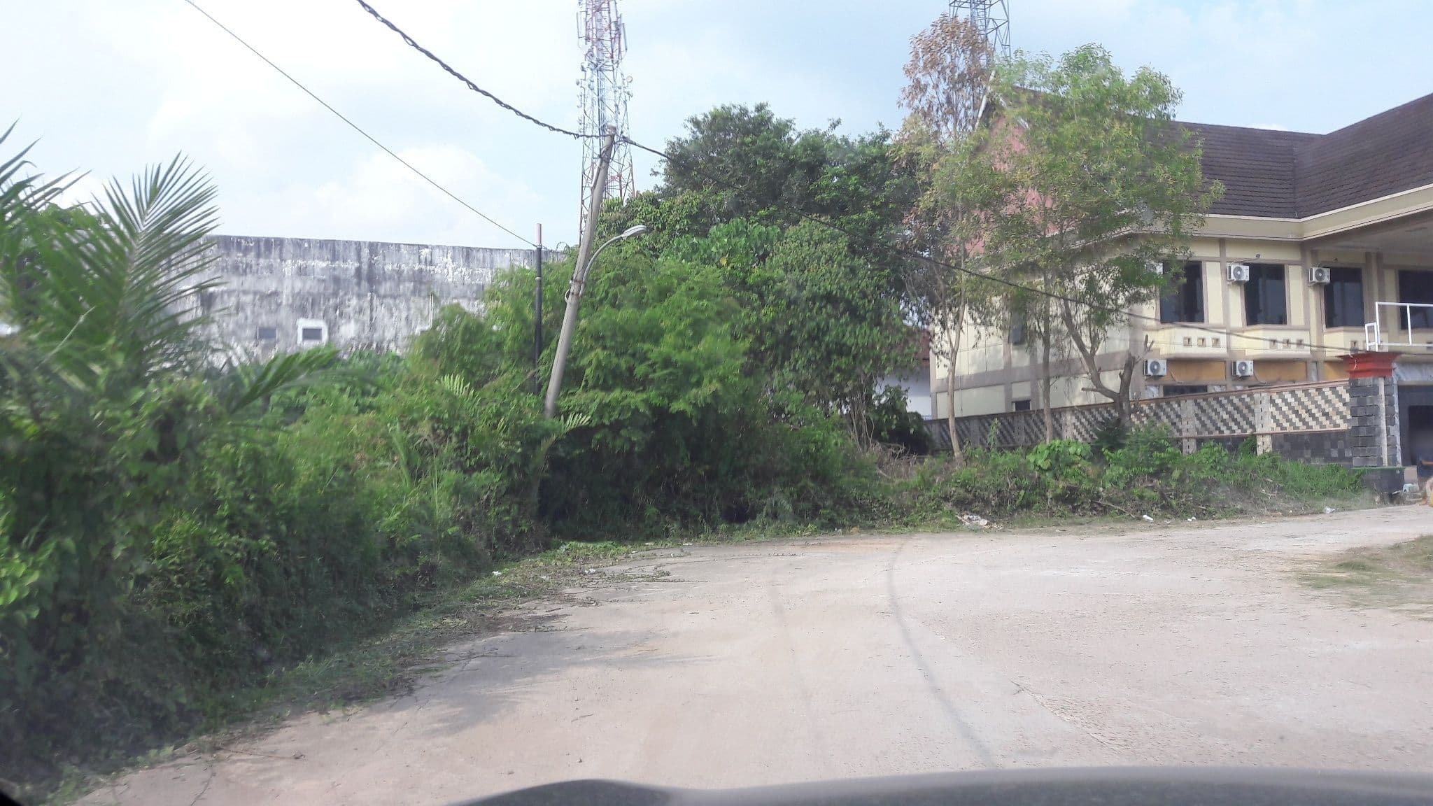 Street view near Dempo Jakabaring Guest House, Palembang — © roadroid (CC BY-SA · Mapillary)
