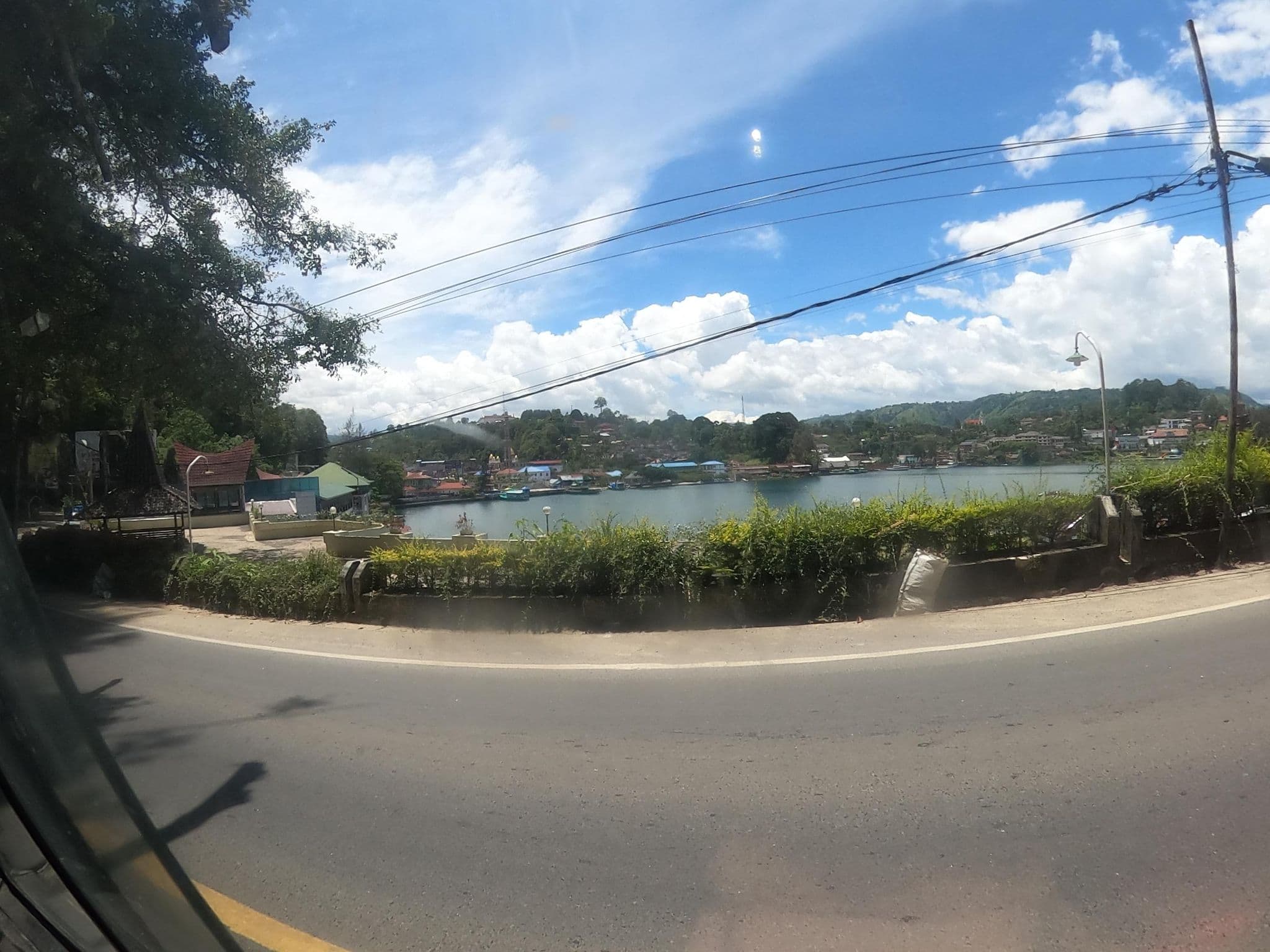 Street view near Siantar Hotel Parapat, Parapat — © rgtm_ryuiki (CC BY-SA · Mapillary)