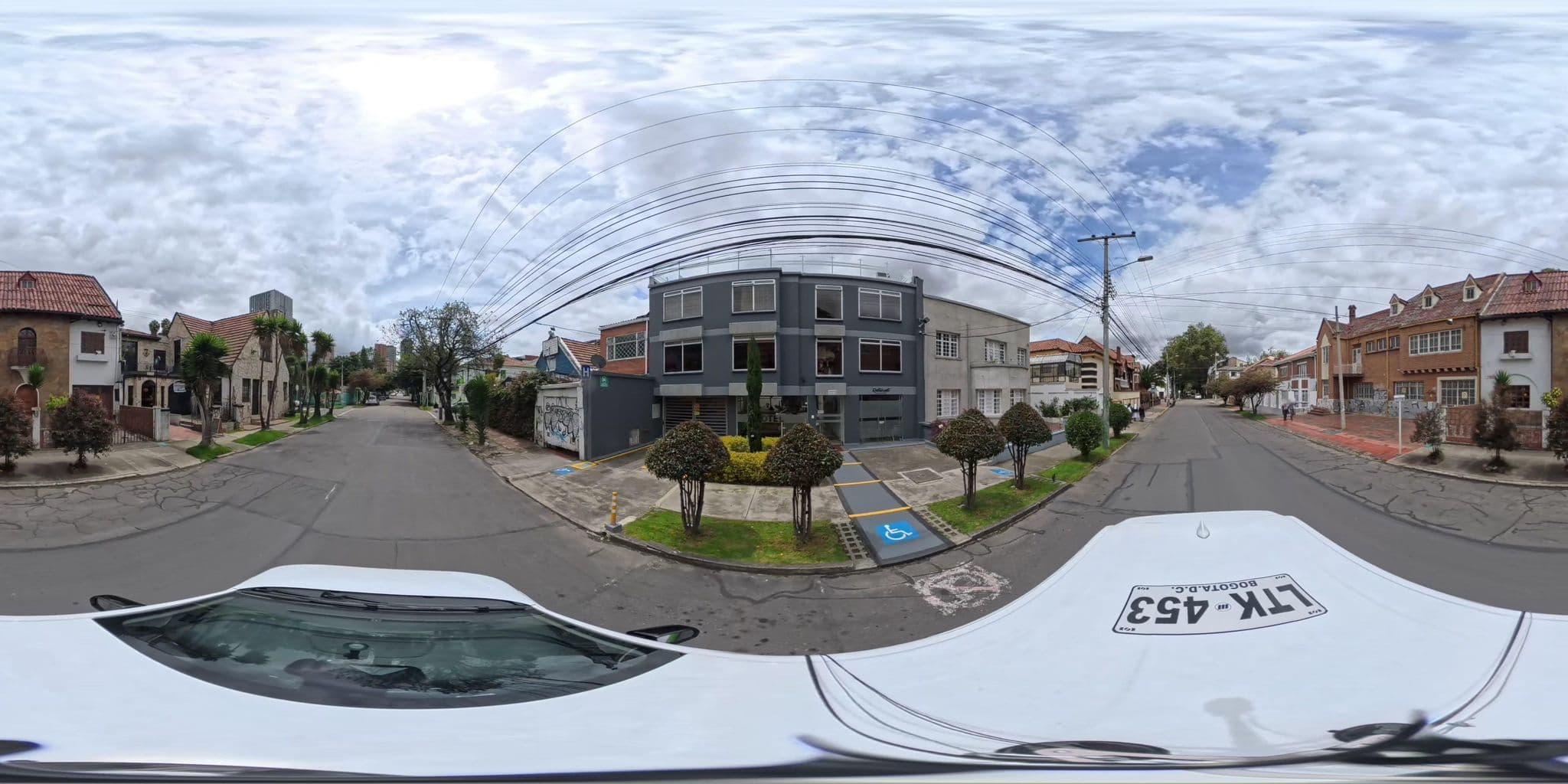 Street view near Cabrera Real, Bogotá — © cgalindop (CC BY-SA · Mapillary)
