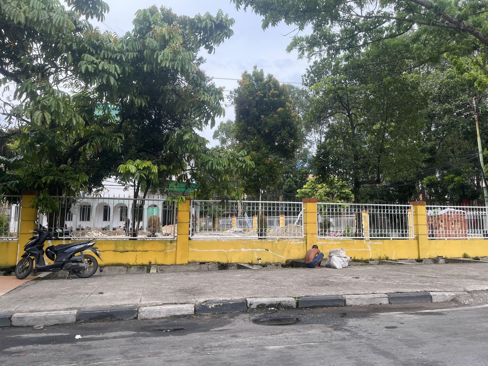 Street view near Drego Hotel Pekanbaru, Pekanbaru — © haneststs (CC BY-SA · Mapillary)