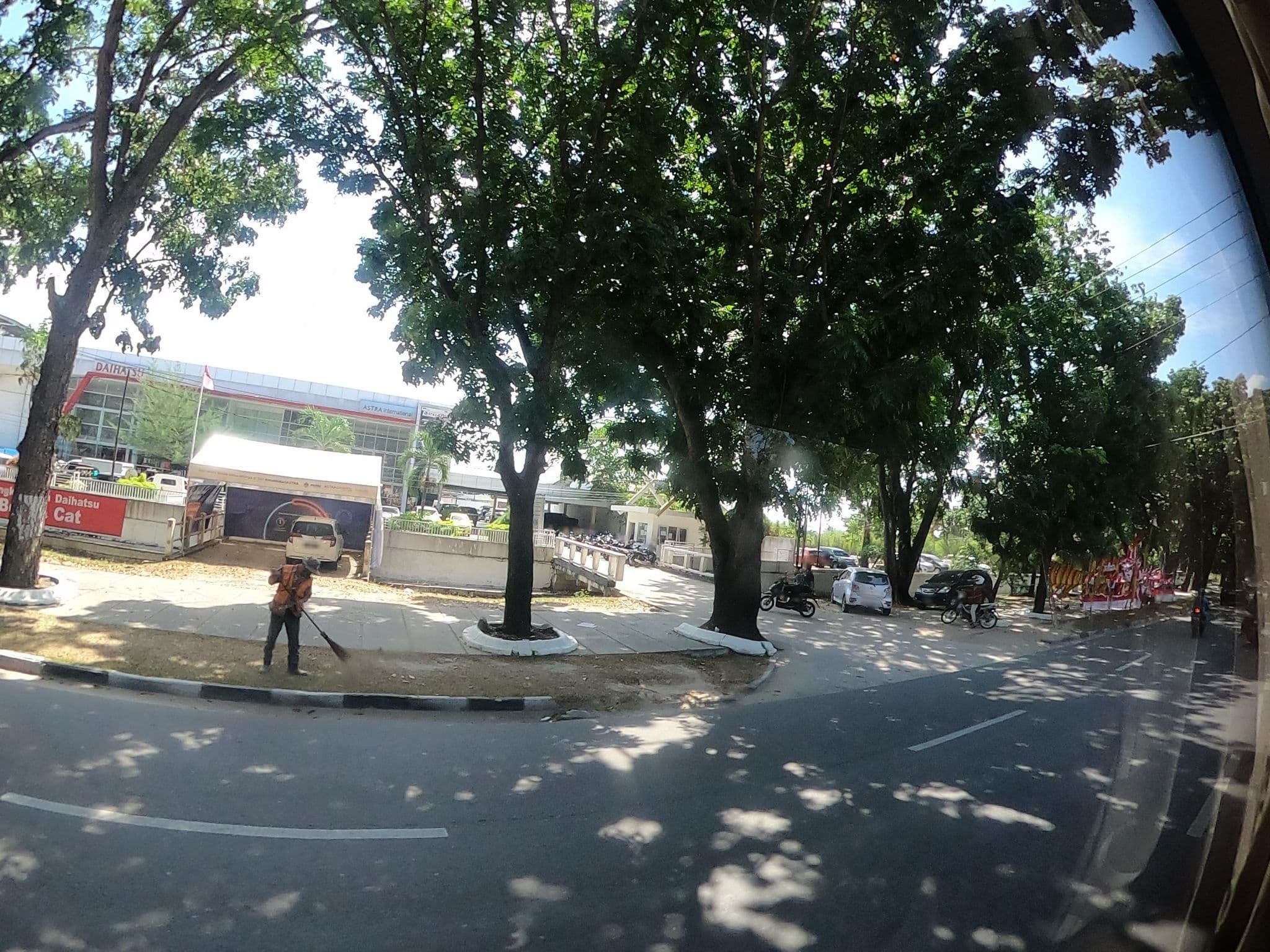 Street view near Kolam Renang Hotel Mayang Garden, Pekanbaru — © rgtm_ryuiki (CC BY-SA · Mapillary)