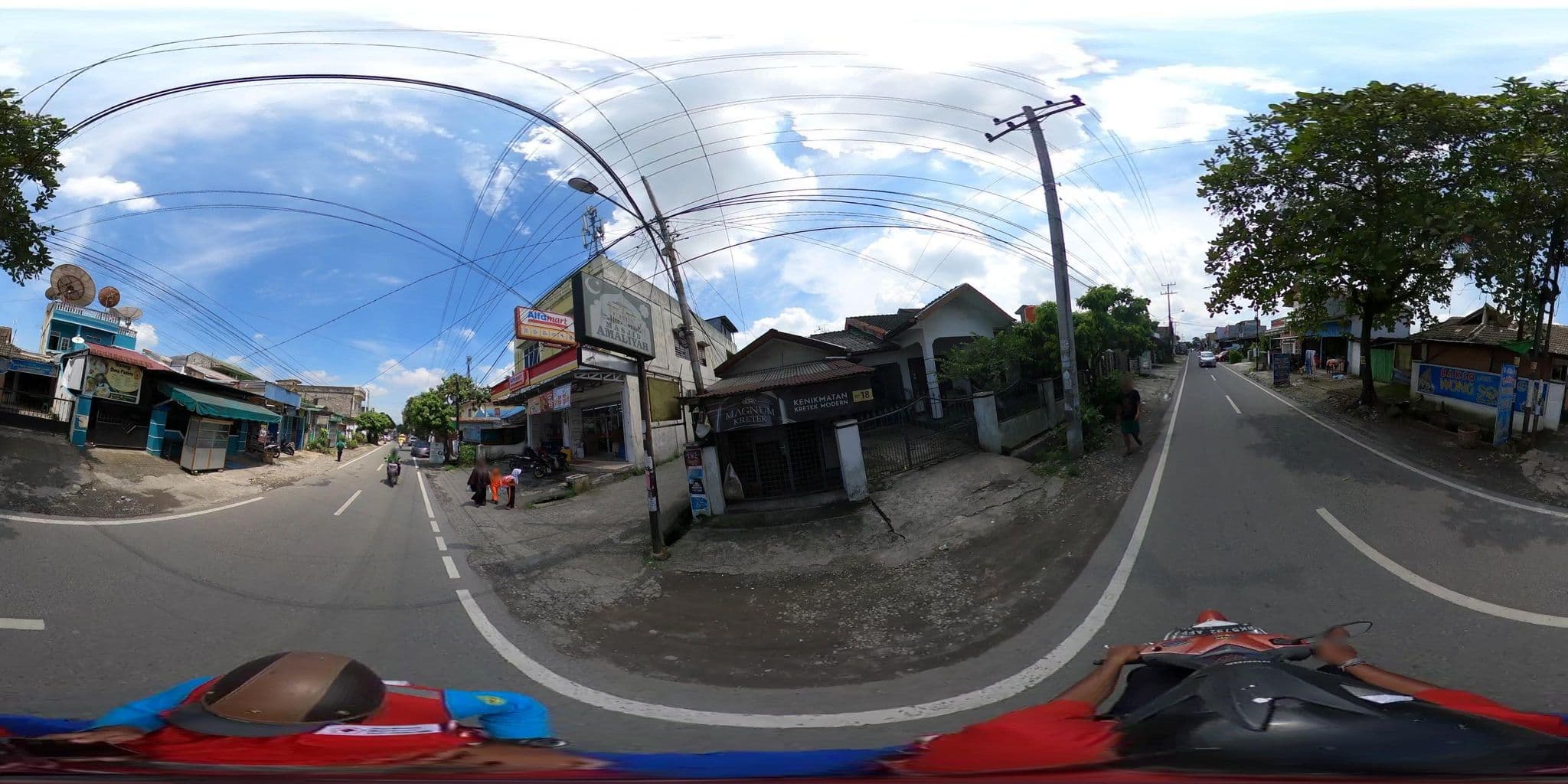 Street view near Rumah Makan B1 (Anjing), Deli Tua — © danbjoseph (CC BY-SA · Mapillary)