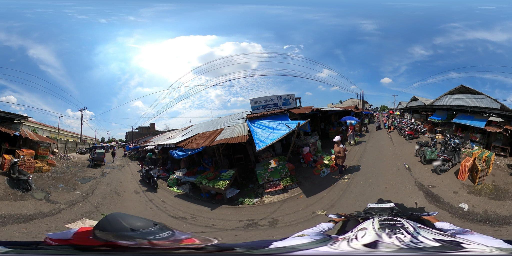 Street view near Royal chulan hotel, Medan — © danbjoseph (CC BY-SA · Mapillary)
