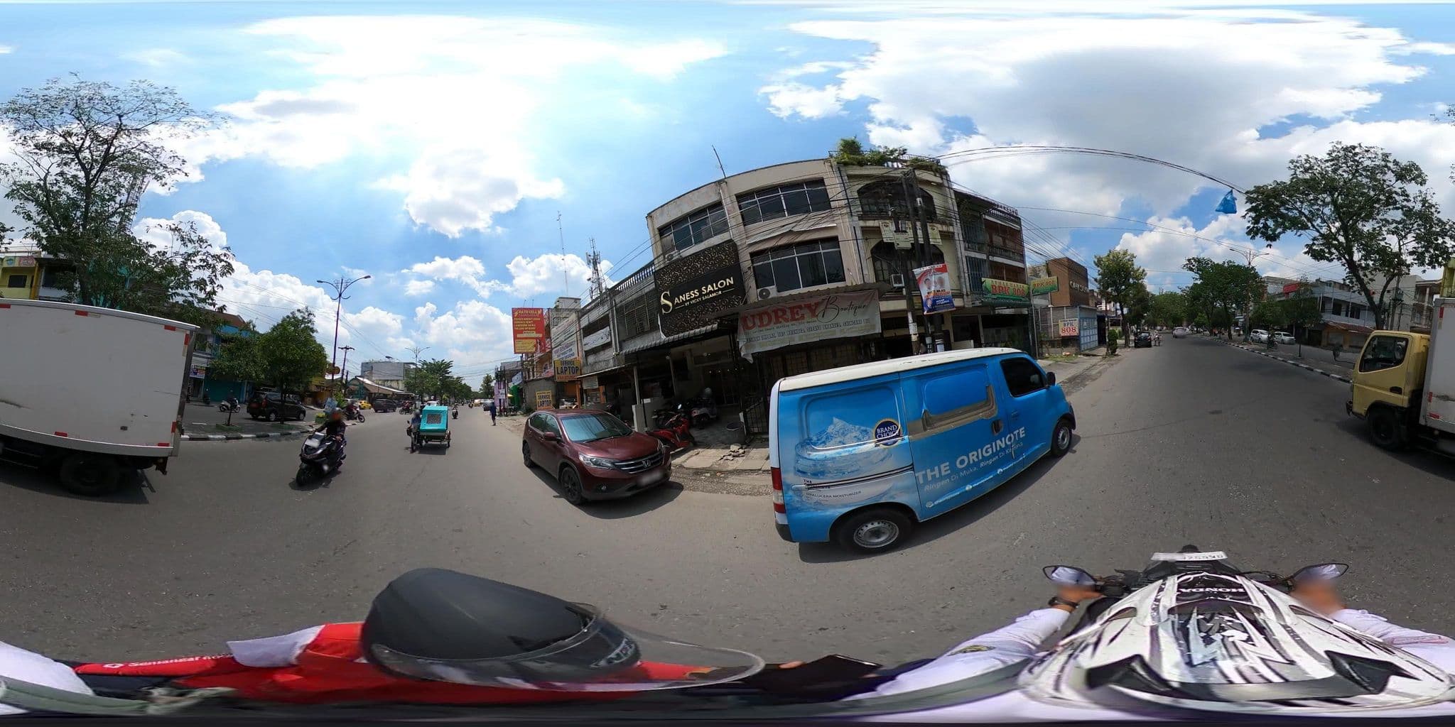 Street view near The K Hotel, Medan — © danbjoseph (CC BY-SA · Mapillary)