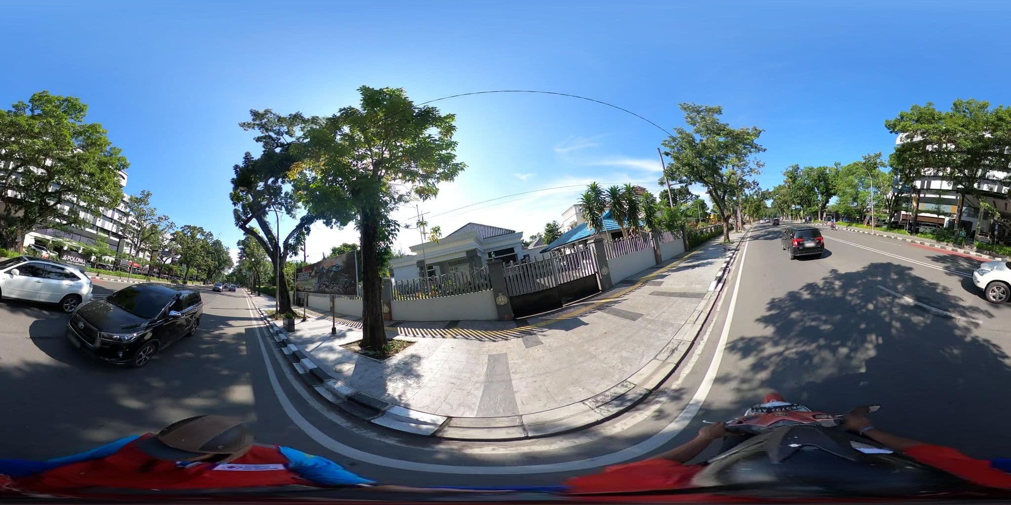 Street view near Hotel Polonia - Medan, Medan — © danbjoseph (CC BY-SA · Mapillary)