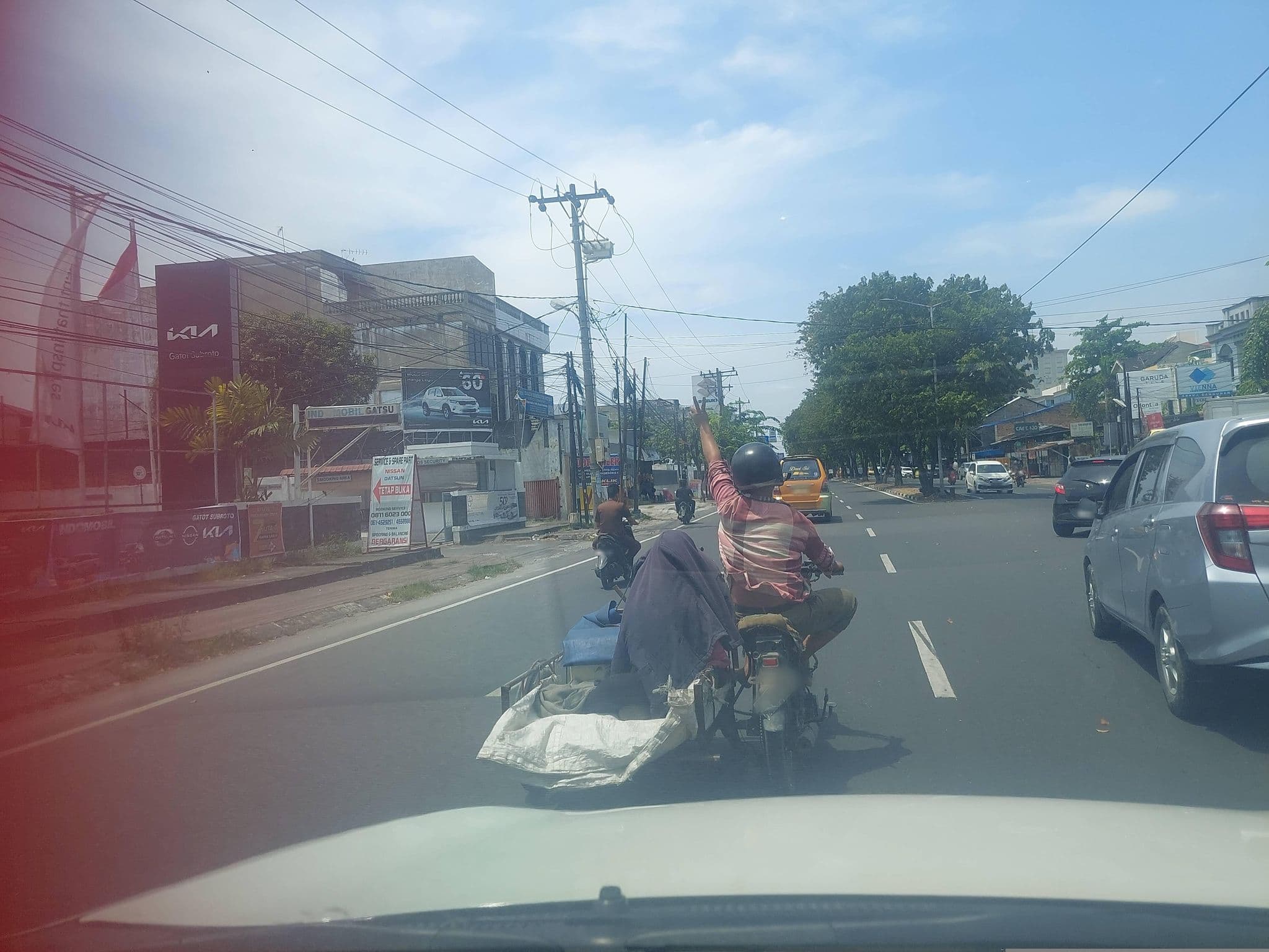 Street view near Cirasa Hotel, Medan — © donny3009 (CC BY-SA · Mapillary)