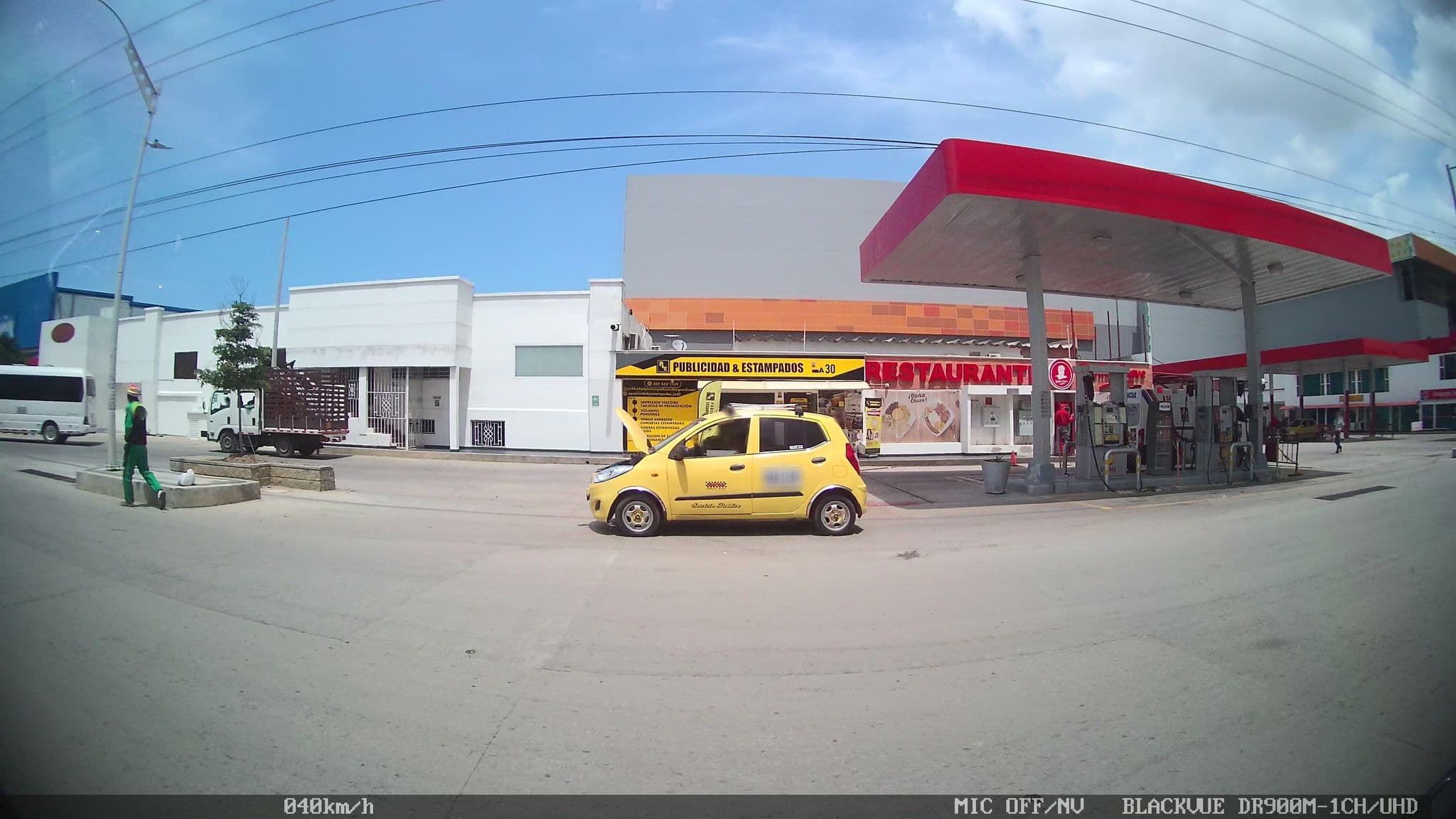 Street view near Residencias La Flecha, Barranquilla — © kaart_2 (CC BY-SA · Mapillary)