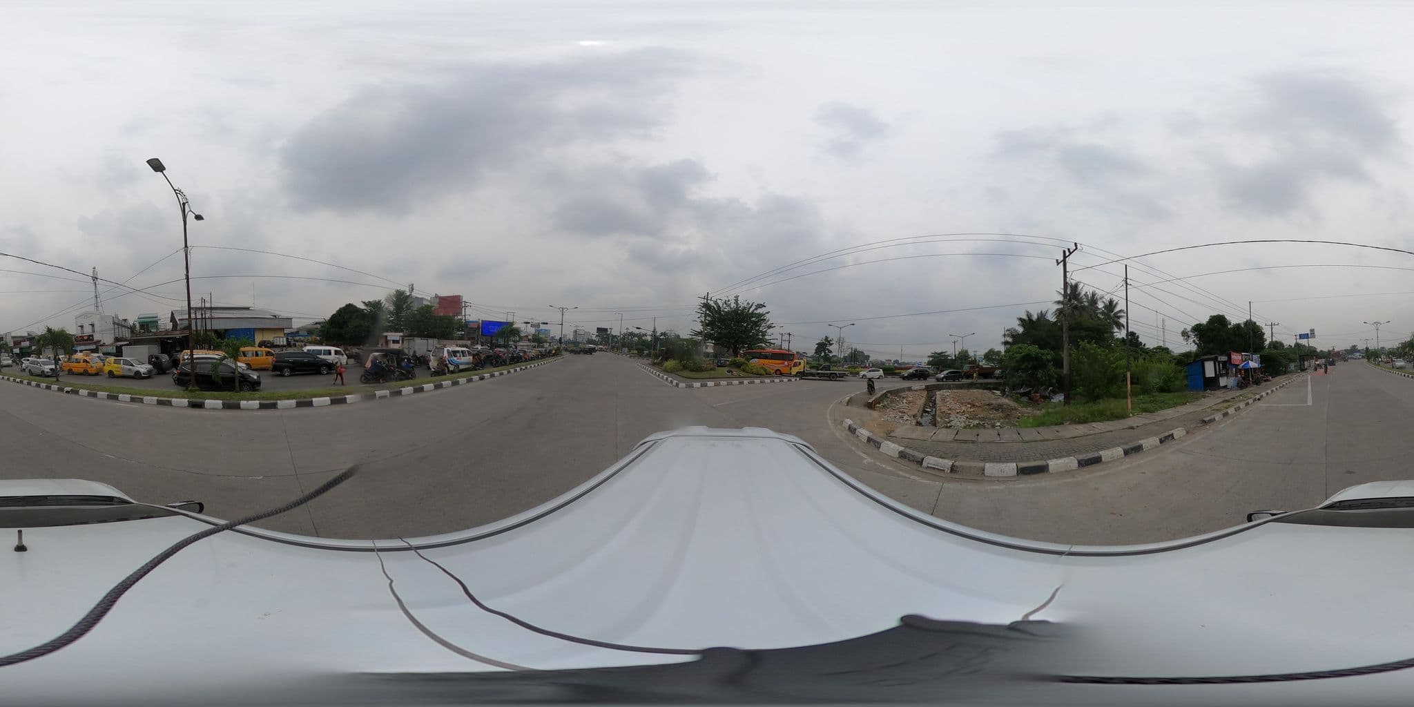 Street view near Hotel Emerlad Garden International, Deli Tua — © kaart_360 (CC BY-SA · Mapillary)