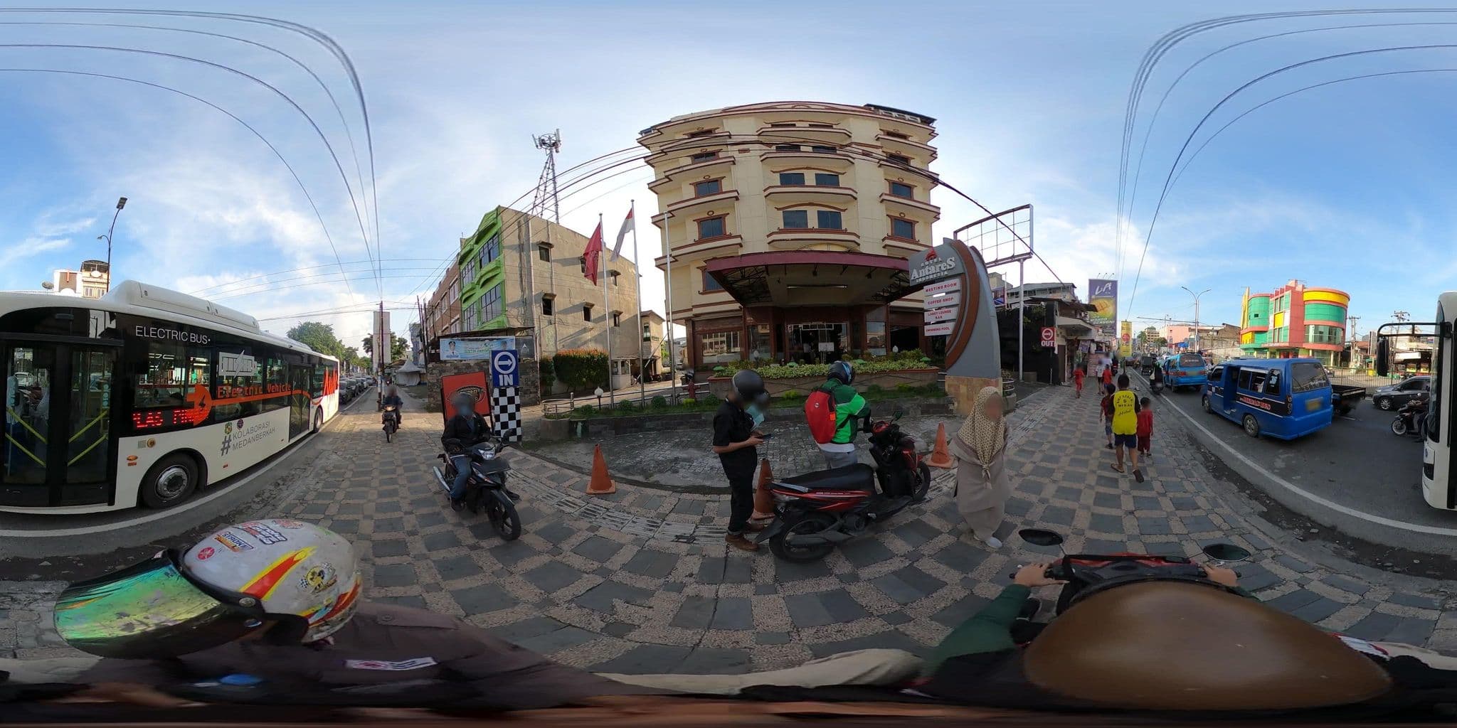 Street view near Hotel Antares Indonesia, Medan — © danbjoseph (CC BY-SA · Mapillary)