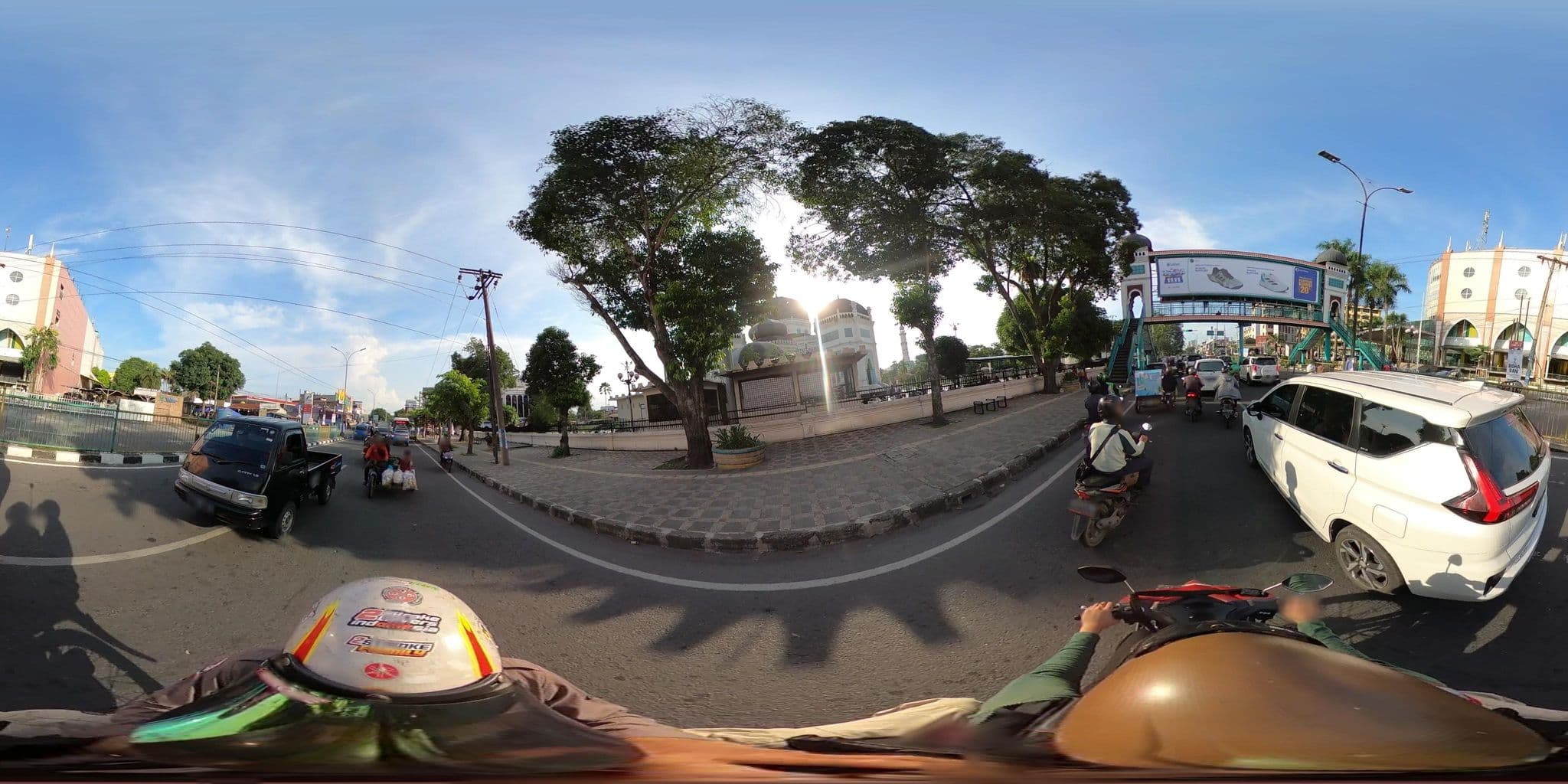 Street view near Hotel UKM, Medan — © danbjoseph (CC BY-SA · Mapillary)