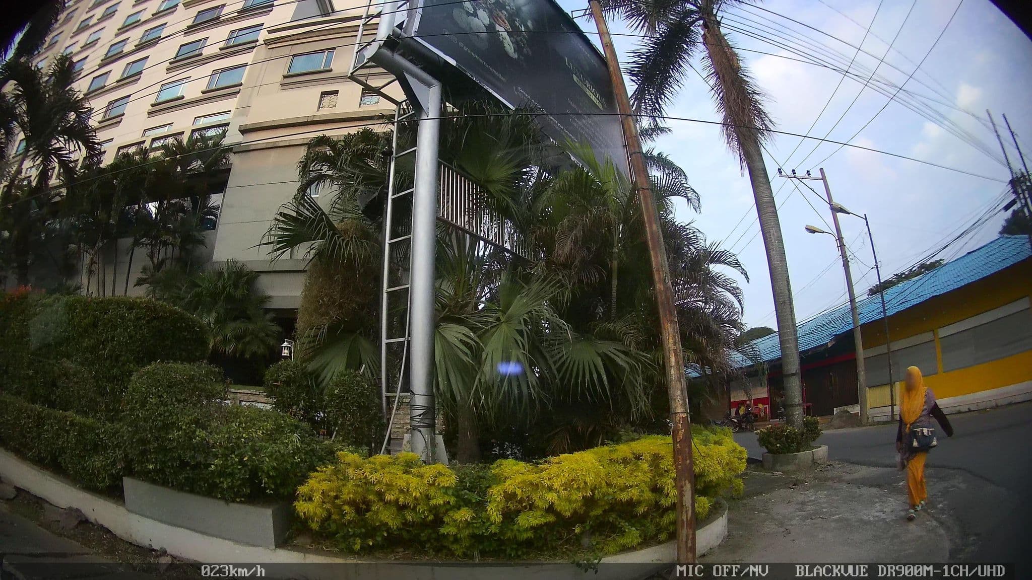 Street view near Crest Lounge, Medan — © kaart_2 (CC BY-SA · Mapillary)