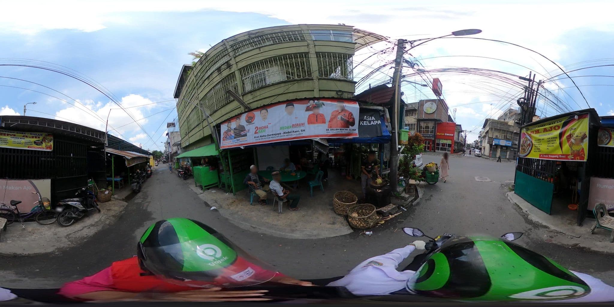 Street view near Sri secret room's, Medan — © danbjoseph (CC BY-SA · Mapillary)