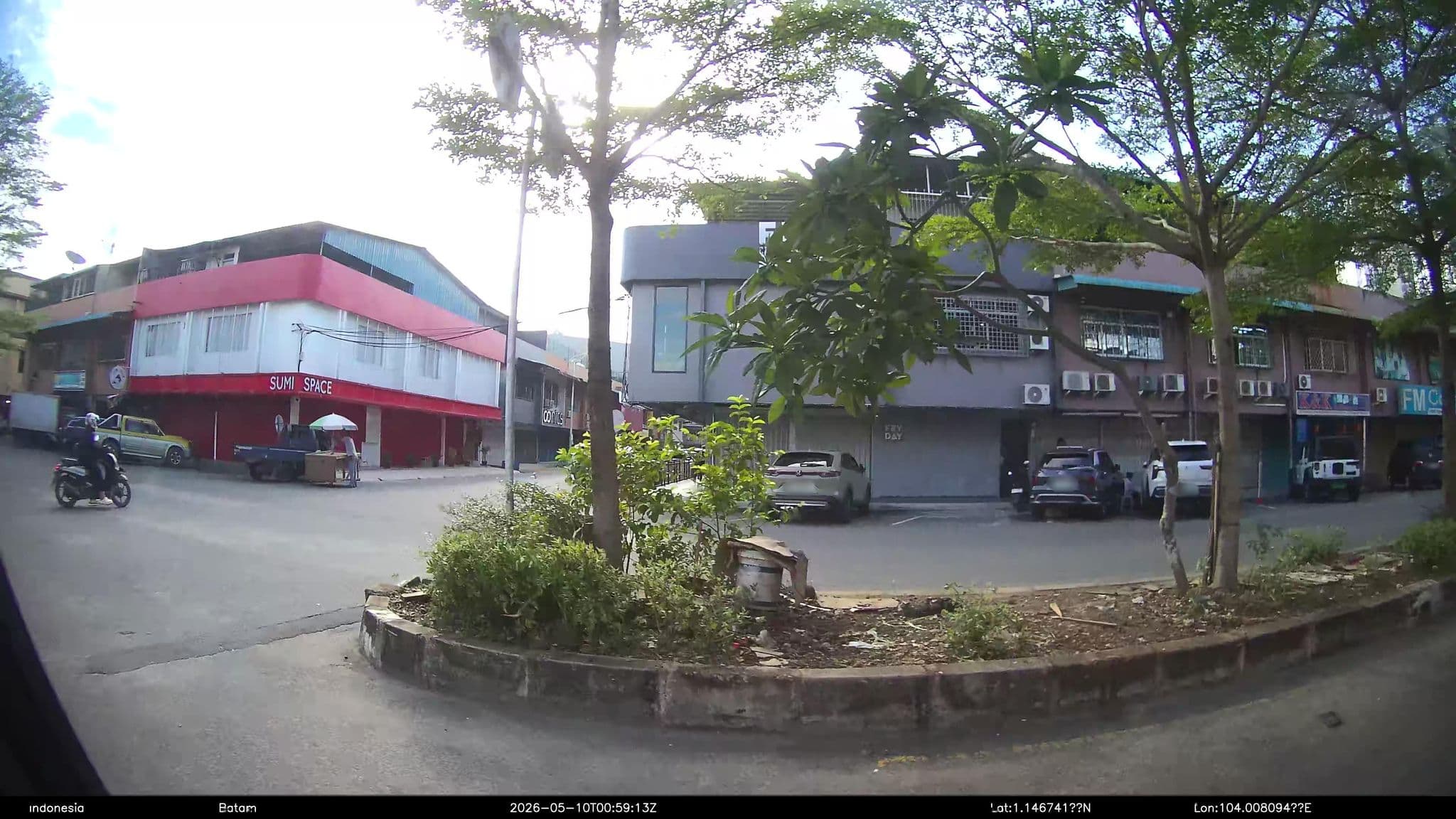 Street view near Hotel wins, Batam — © Kaart---RIGHT (CC BY-SA · Mapillary)