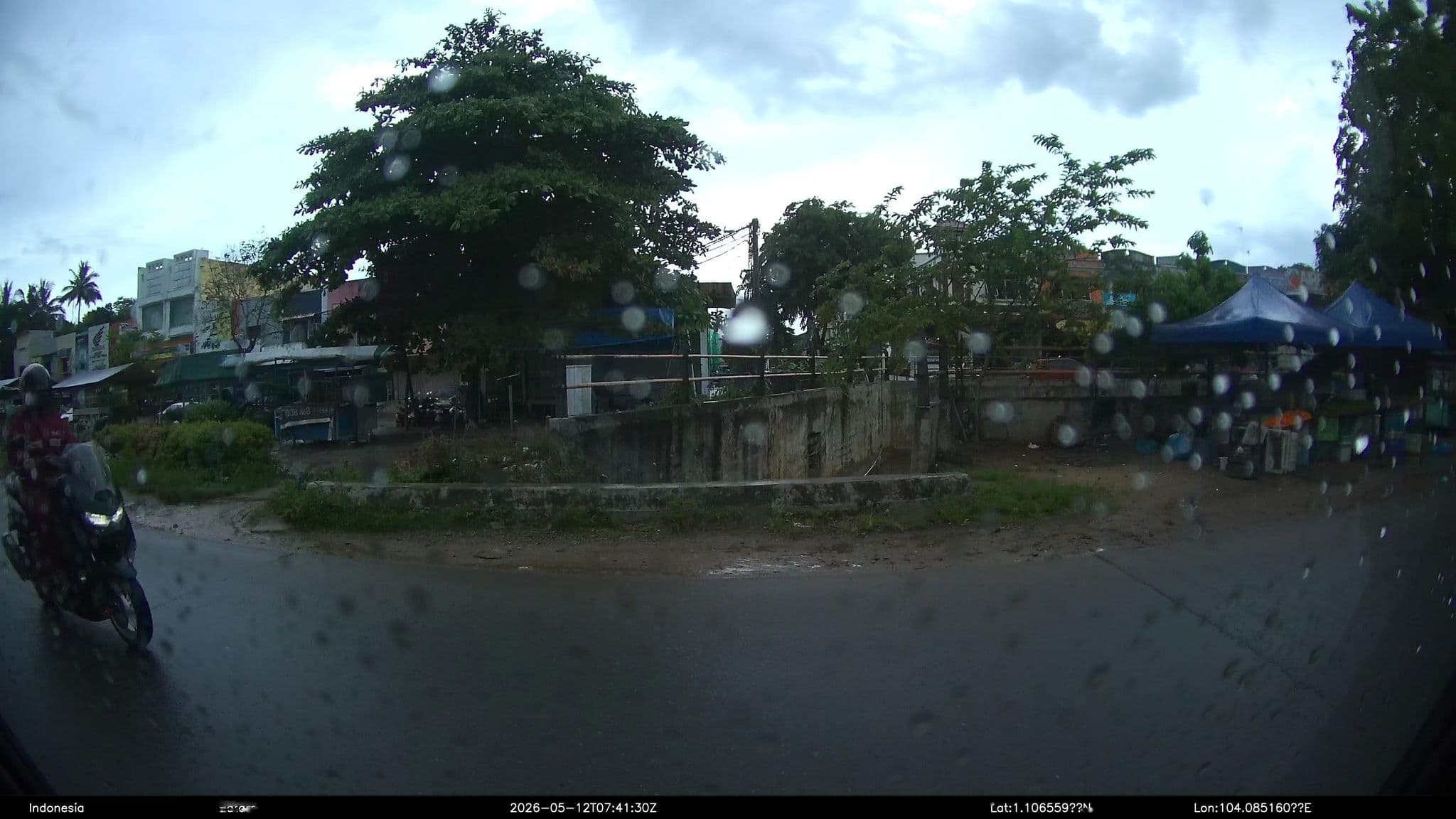 Street view near Asrama Depan UNIBA, Batam — © Kaart---LEFT (CC BY-SA · Mapillary)