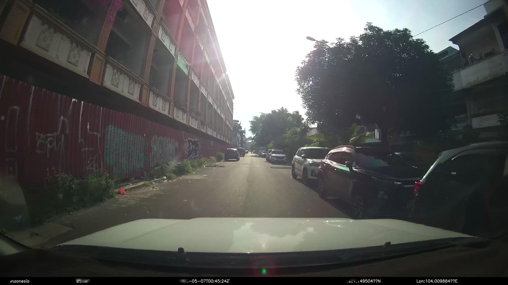 Street view near Swimming Pool Goodway Hotel, Batam — © Kaart---FRONT (CC BY-SA · Mapillary)