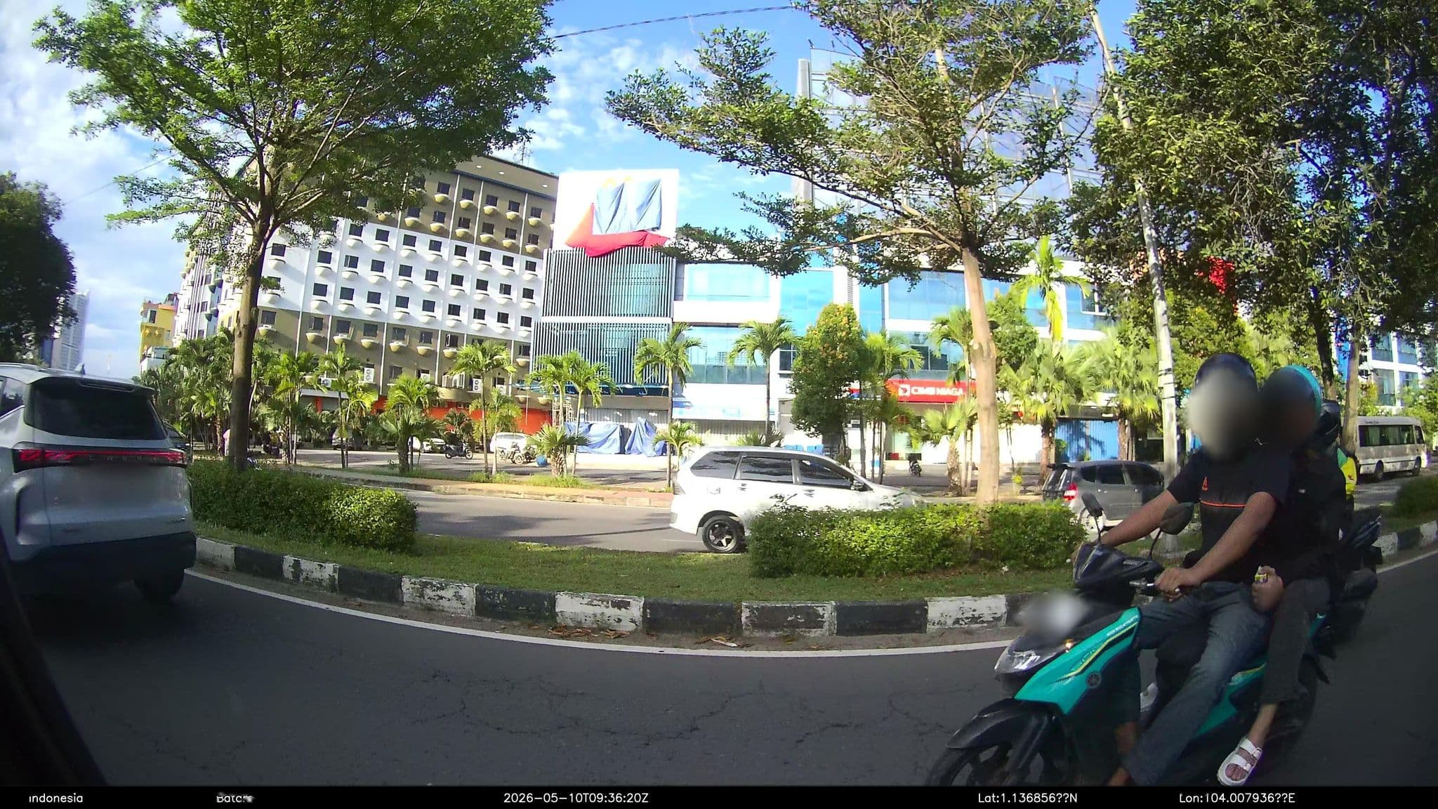 Street view near Hotel Ozon International, Batam — © Kaart---RIGHT (CC BY-SA · Mapillary)