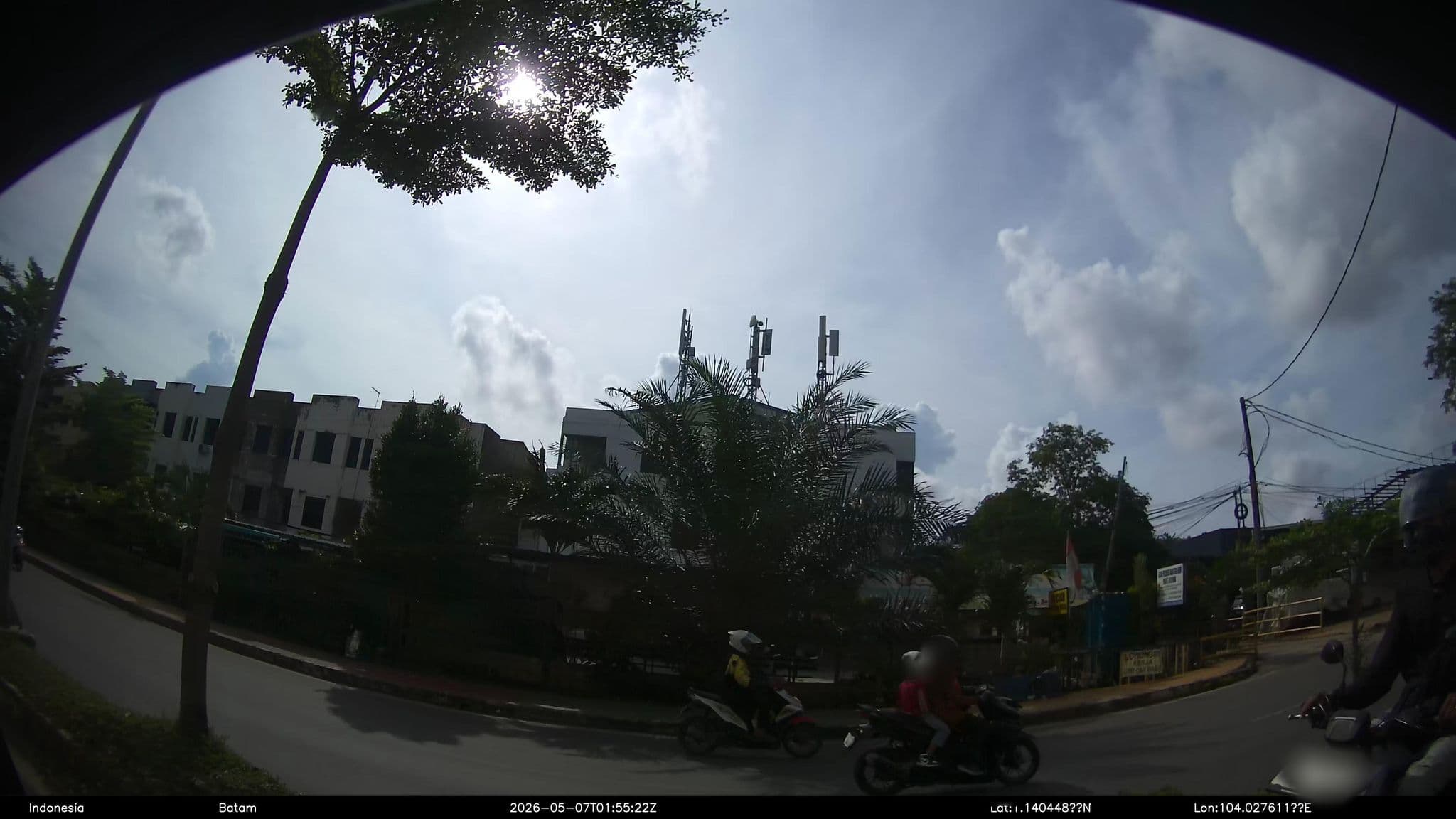 Street view near Pangeran hotel pekan baru, Batam — © Kaart---RIGHT (CC BY-SA · Mapillary)