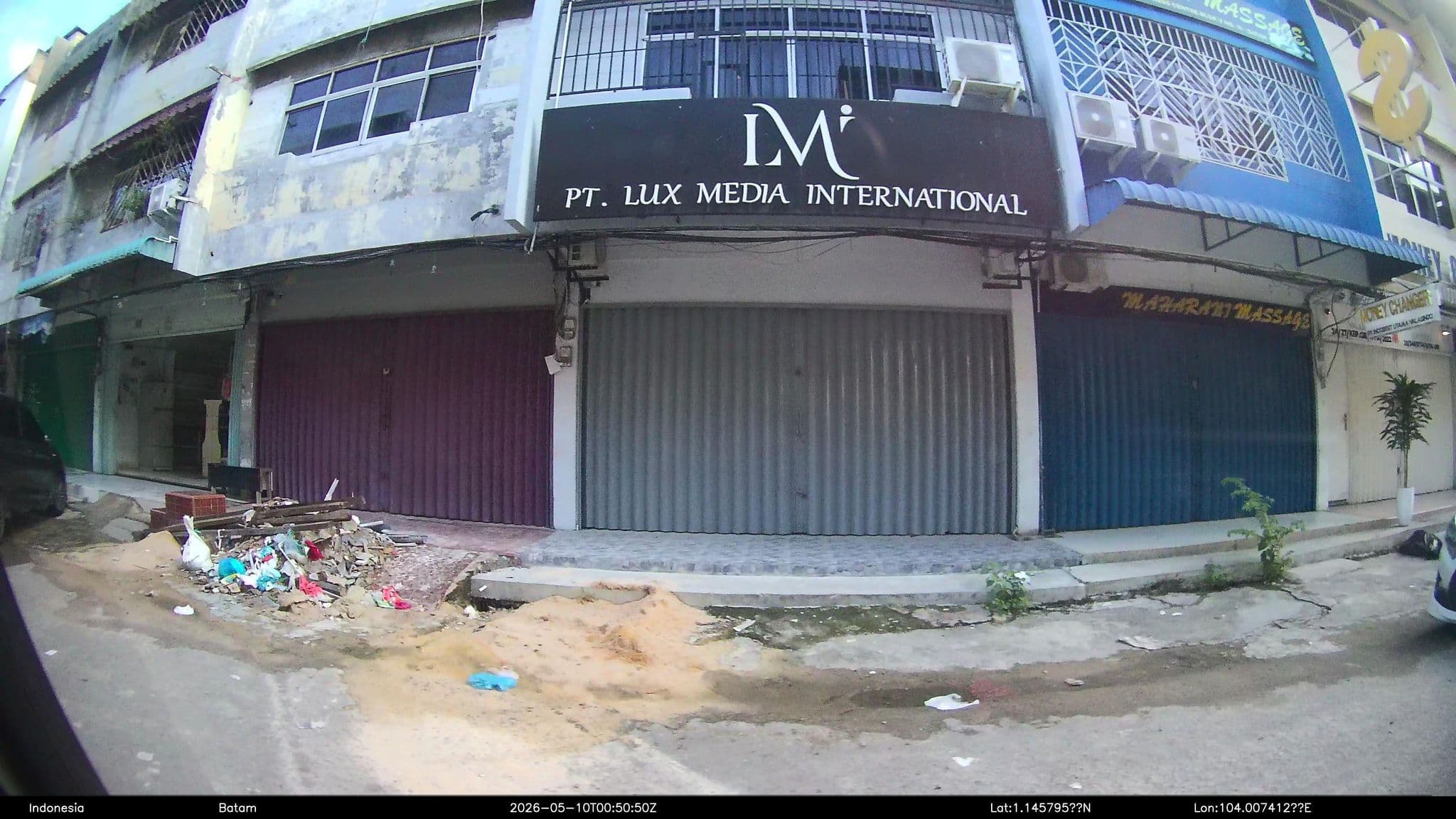 Street view near New Furama Hotel, Batam — © Kaart---RIGHT (CC BY-SA · Mapillary)