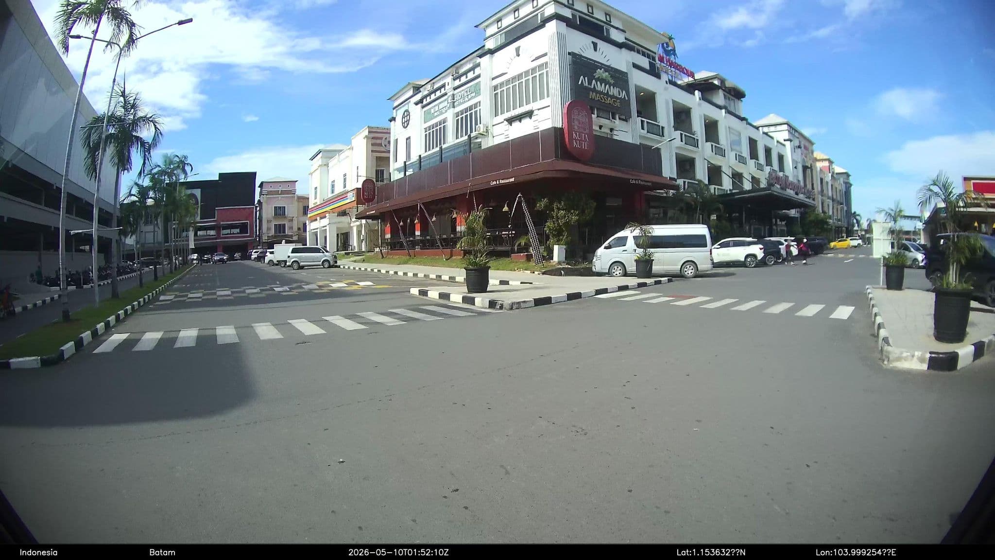 Street view near Batam Harbour Boutique Hotel & Spa, Batam — © Kaart---LEFT (CC BY-SA · Mapillary)