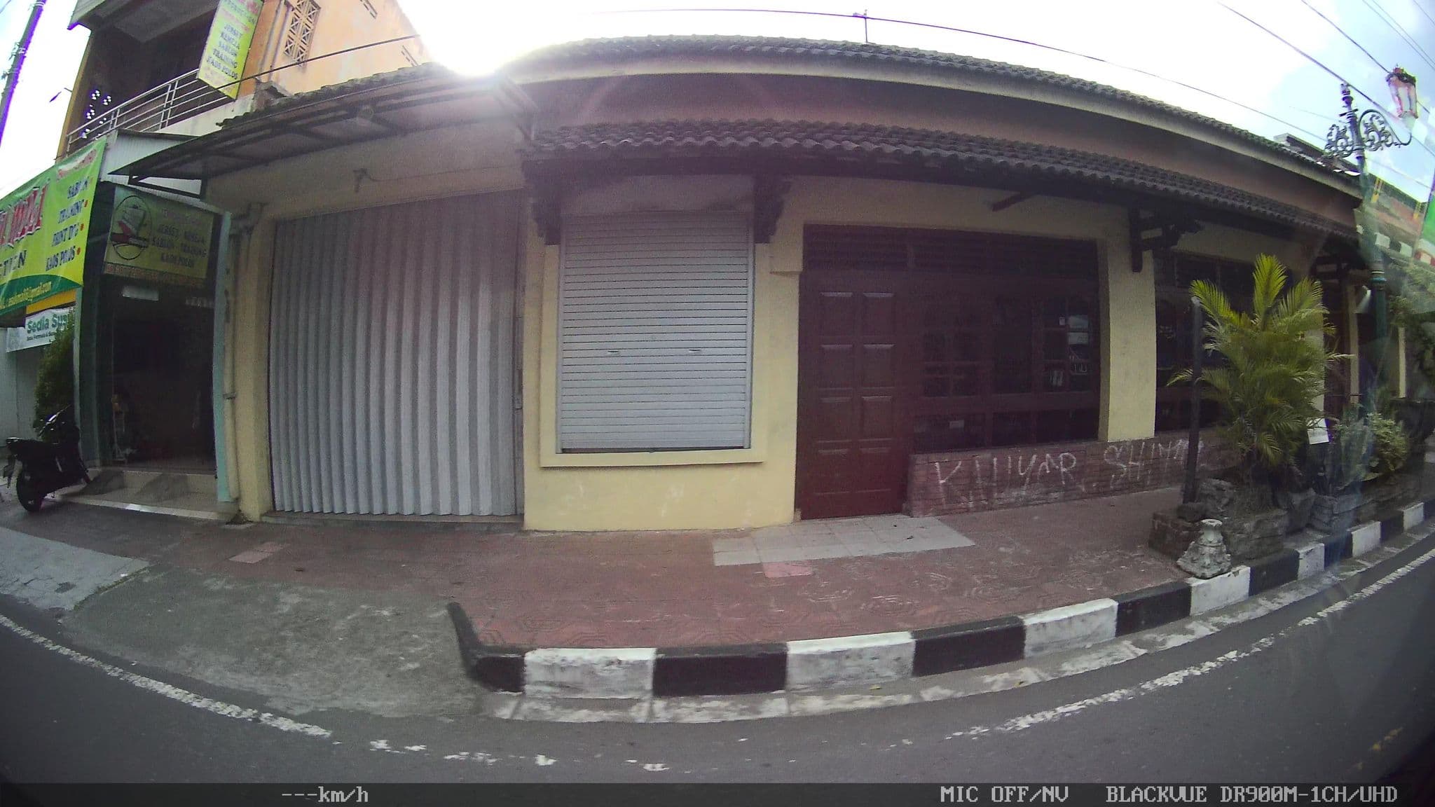 Street view near Studio Pelangi, Yogyakarta — © kaart_2 (CC BY-SA · Mapillary)