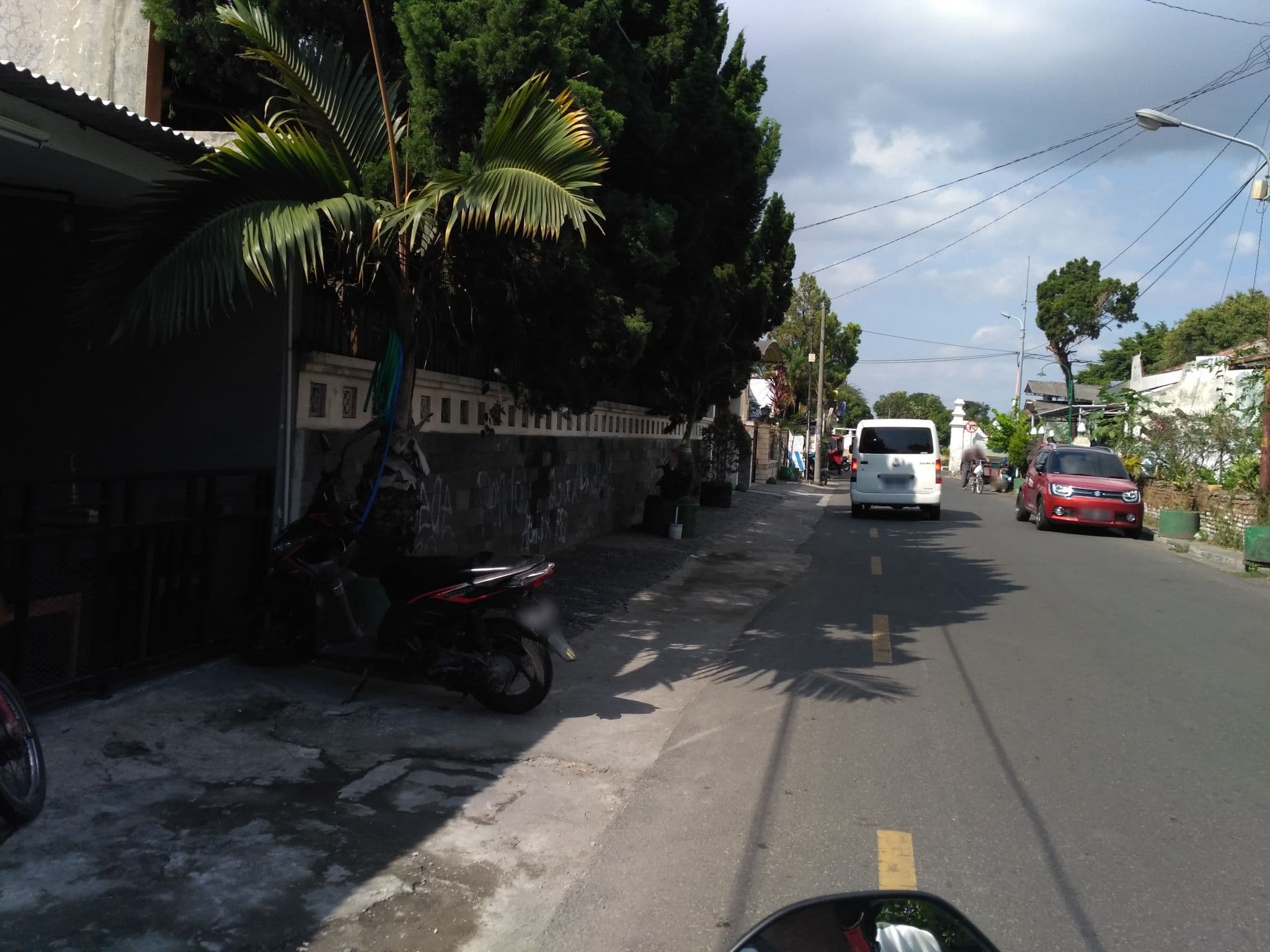 Street view near Hotel Paramesti, Yogyakarta — © dina_permata (CC BY-SA · Mapillary)