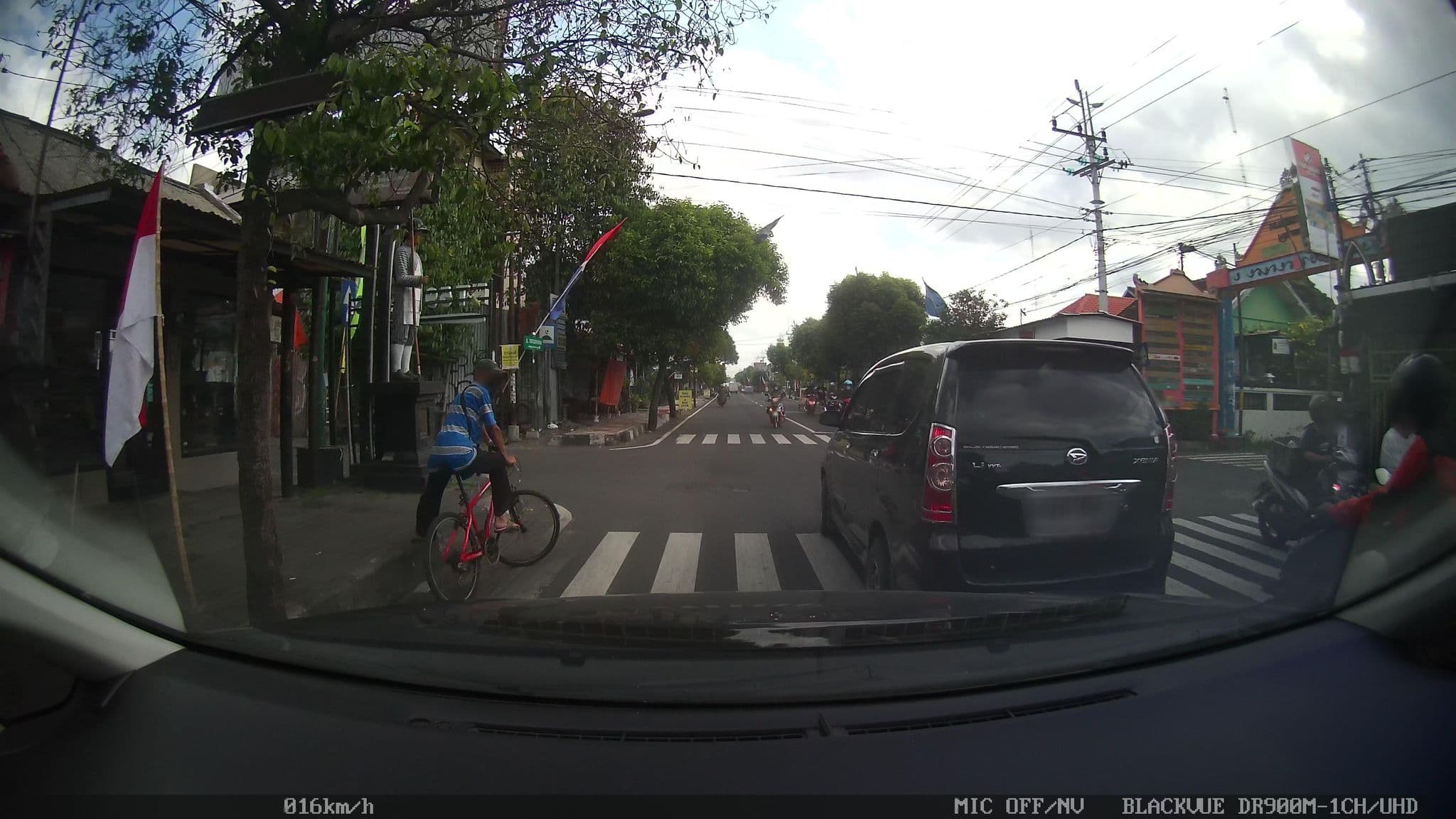 Street view near Hotel Matahari, Yogyakarta — © kaart_2 (CC BY-SA · Mapillary)