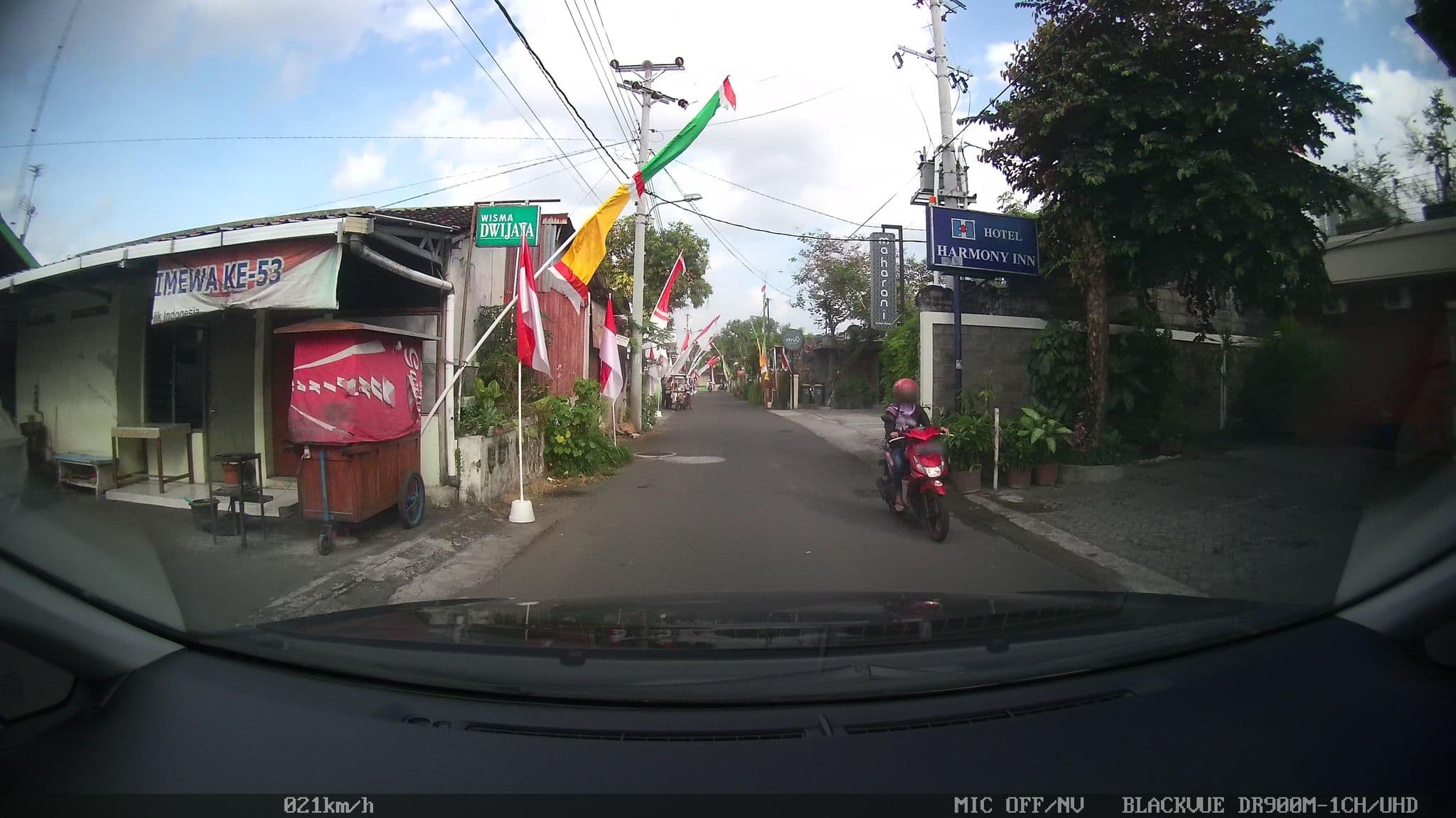 Street view near hotel harmoni inn, Yogyakarta — © kaart_2 (CC BY-SA · Mapillary)