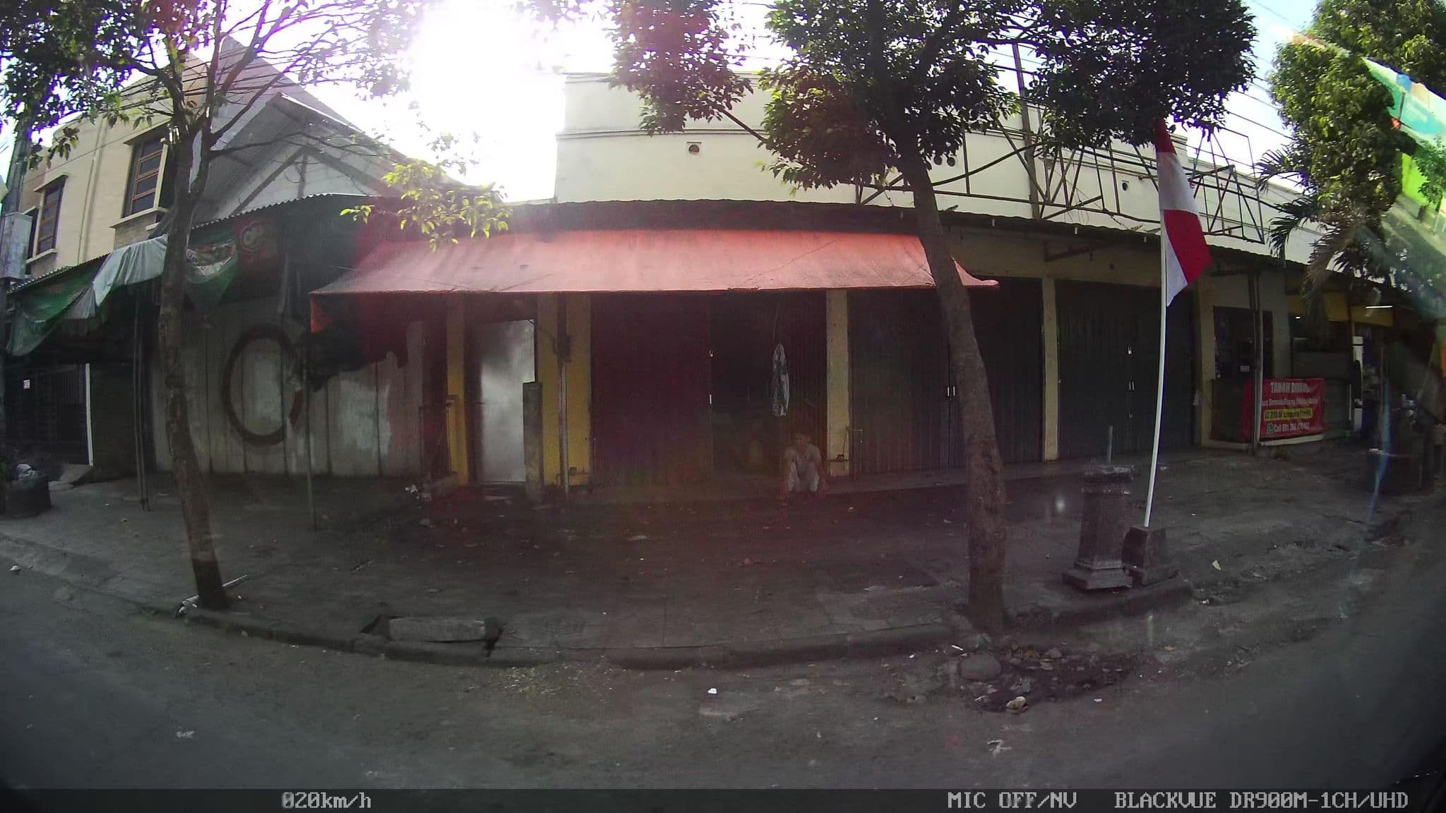 Street view near The Cubic Jogja, Yogyakarta — © kaart_1 (CC BY-SA · Mapillary)