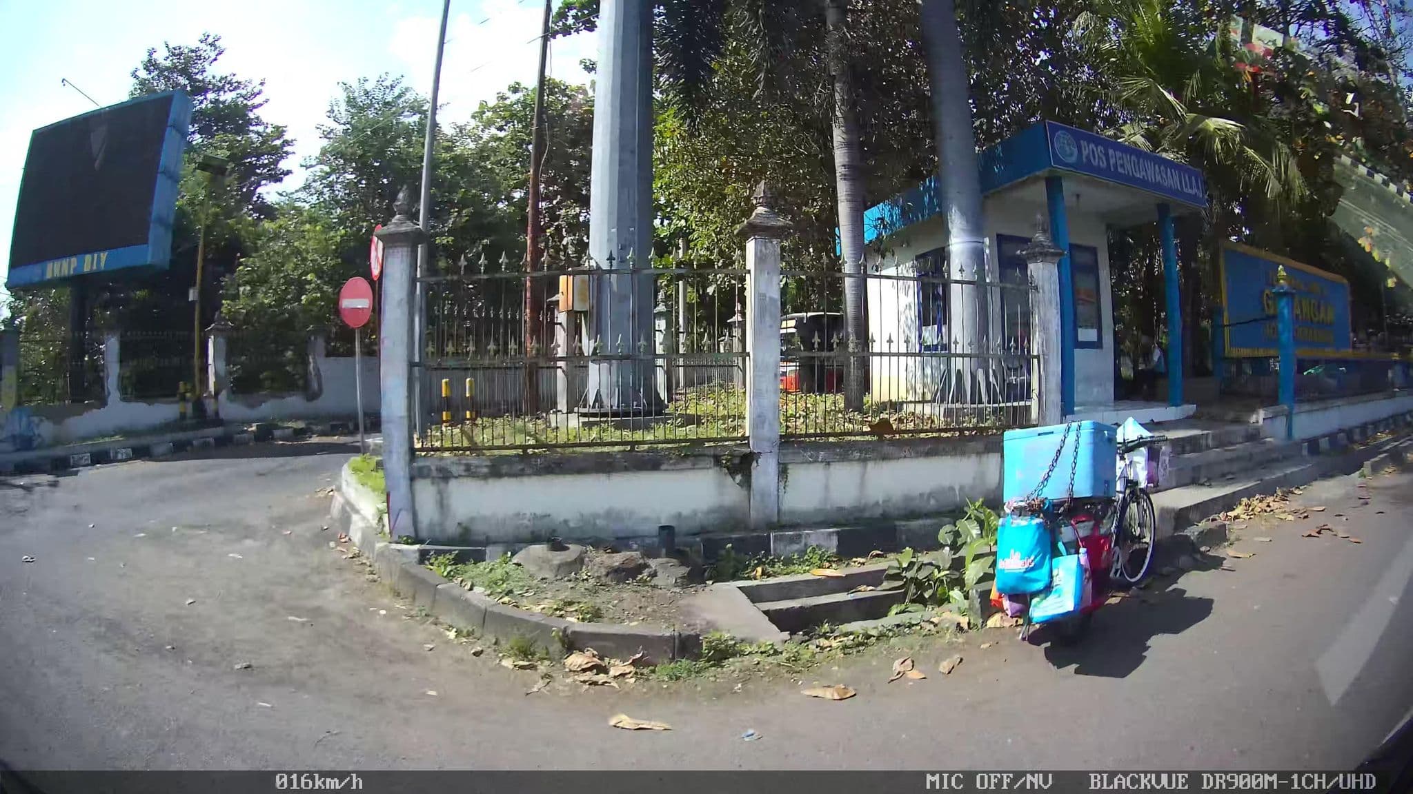Street view near Wisata Niaga Hotel, Yogyakarta — © kaart_2 (CC BY-SA · Mapillary)