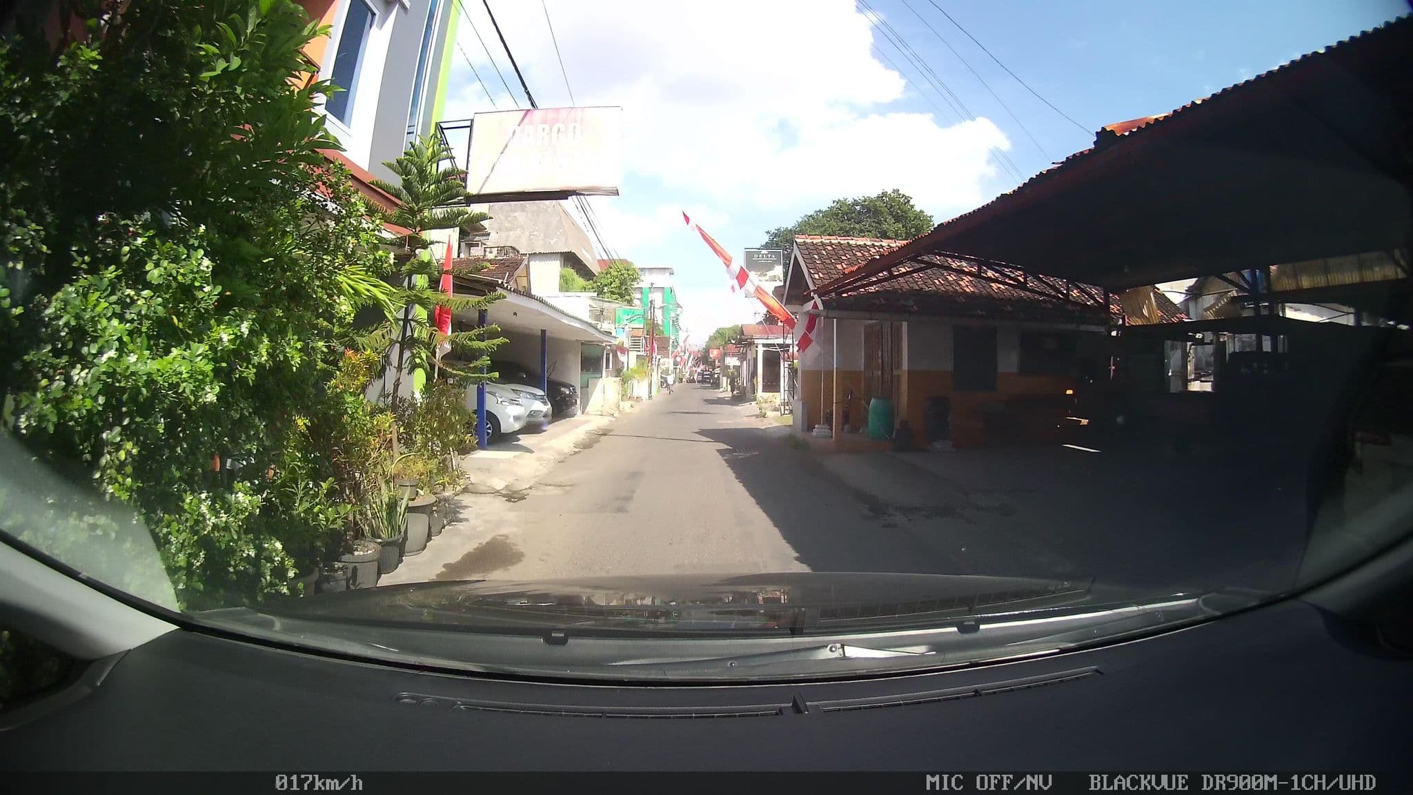 Street view near Dipha Kinanthi by Raminten, Yogyakarta — © kaart_1 (CC BY-SA · Mapillary)